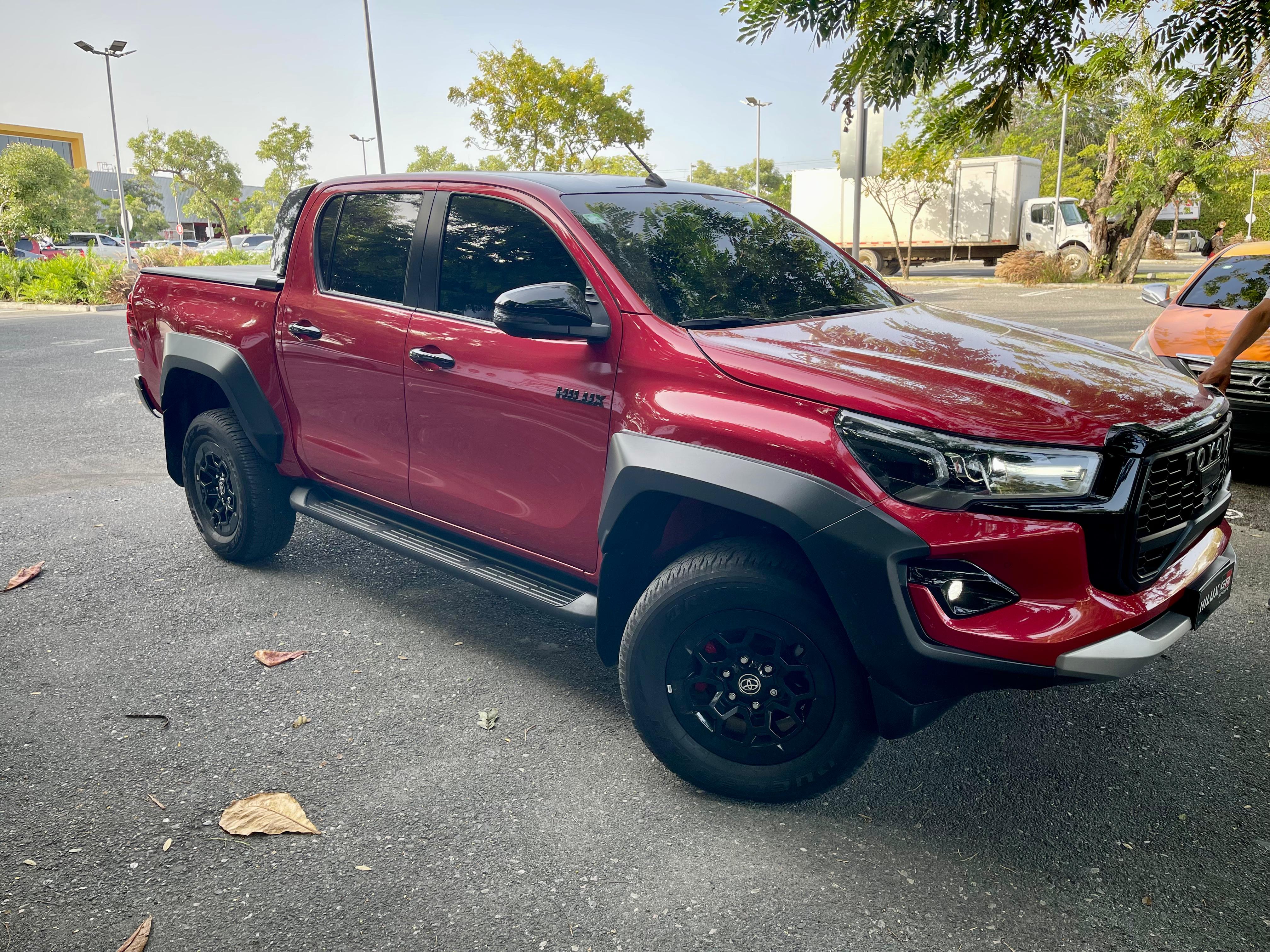 jeepetas y camionetas - Toyota Hilux GR Sport 2024 6