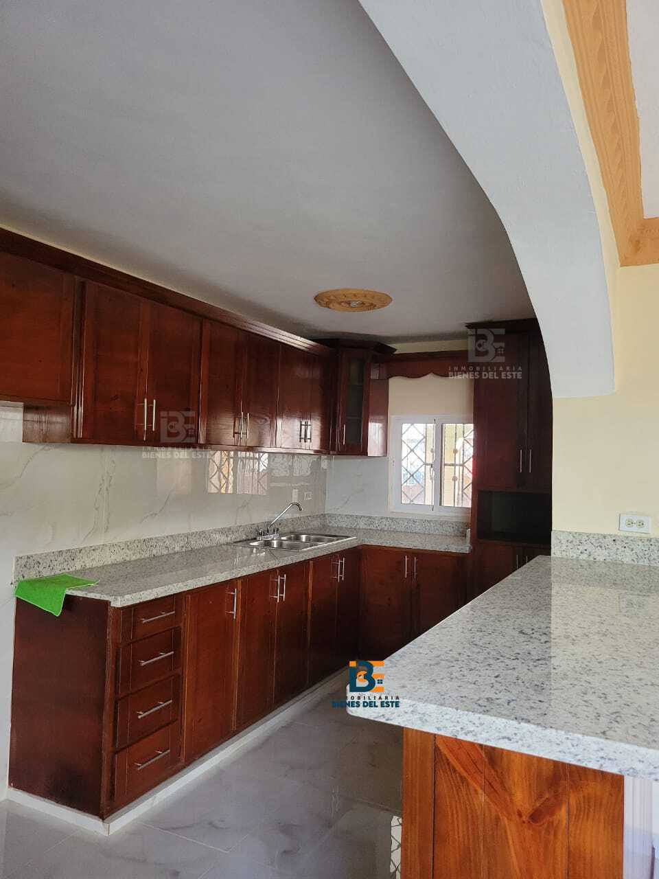 apartamentos - Se Alquila Casa de Tres habitaciones, SPM. 2