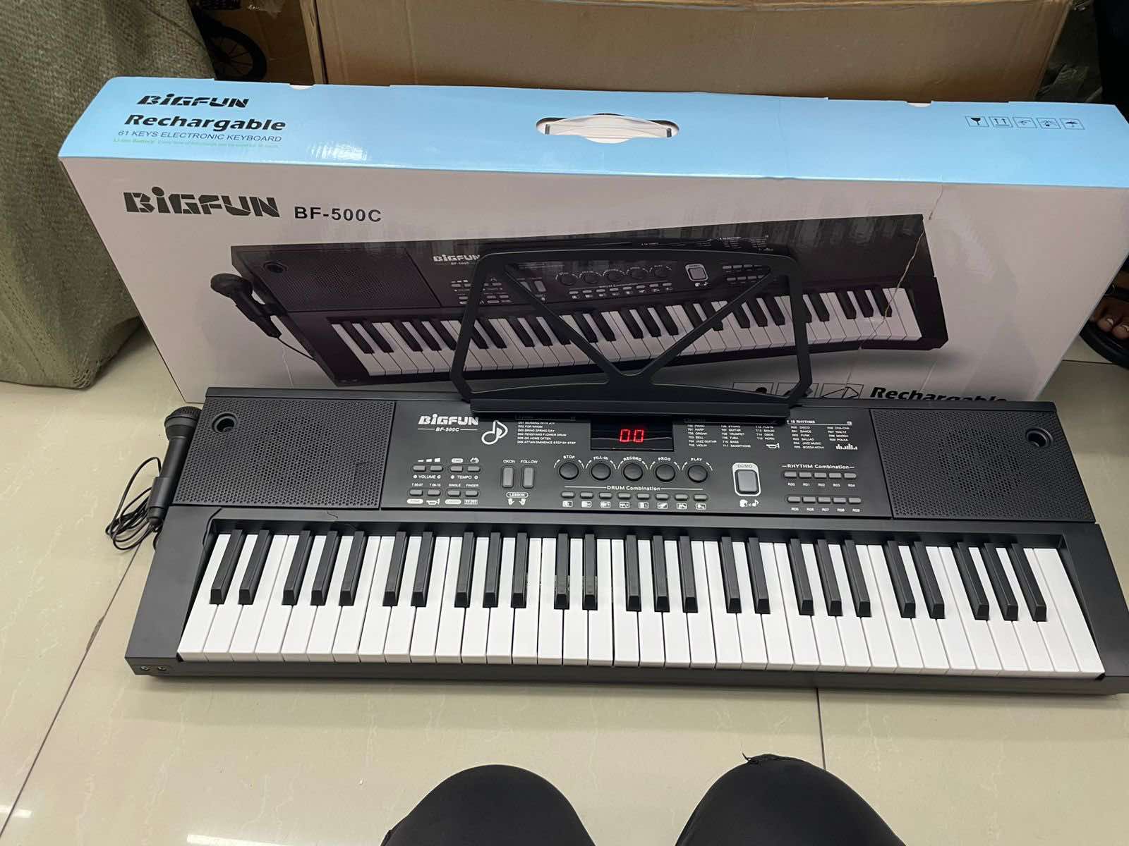 otros electronicos - Piano con micrófono  1