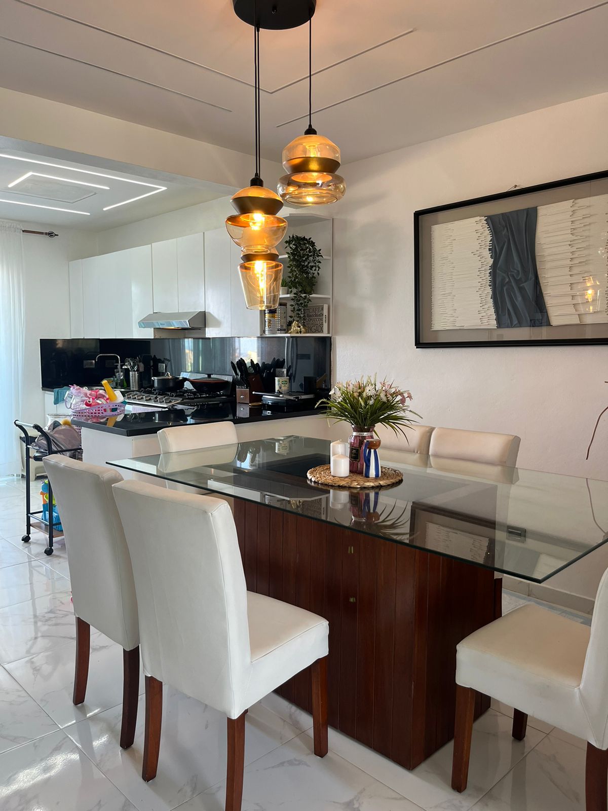 apartamentos - Apartamento amplio en venta (4to Nivel) Arismar  7