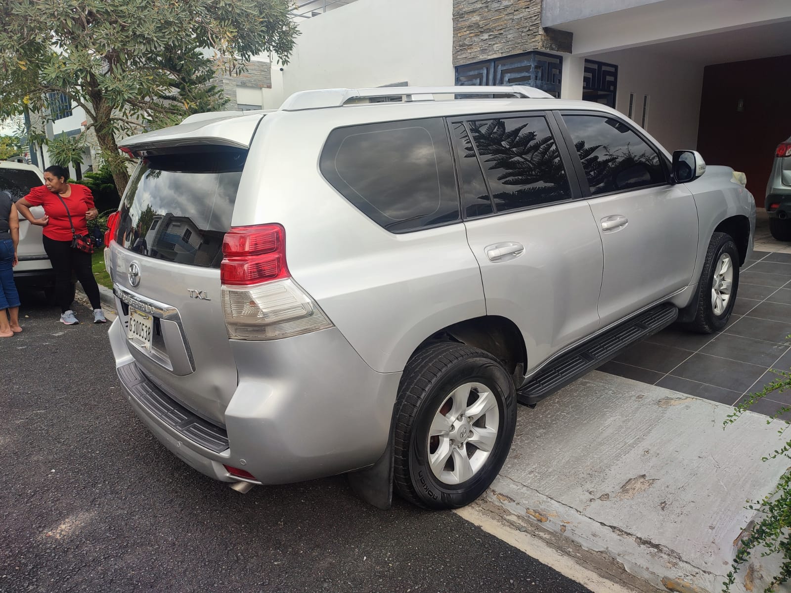 jeepetas y camionetas - De oportunidad, Toyota Land Cruiser Prado 2013  1