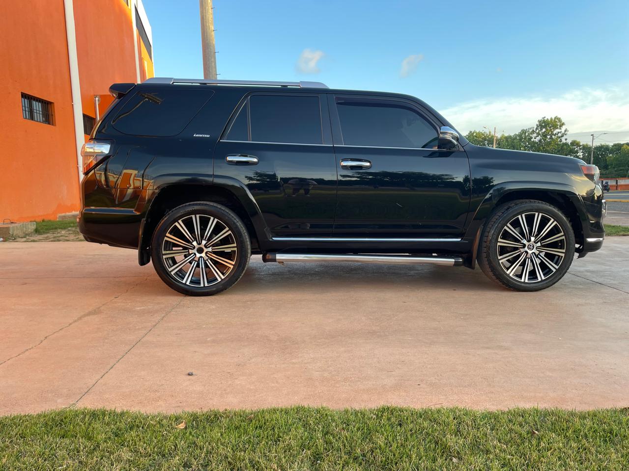 jeepetas y camionetas - Toyota 4runner limited 2016 4