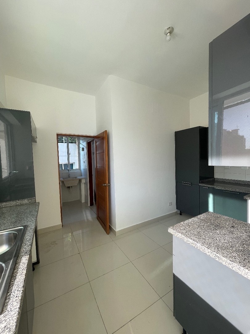 apartamentos - Alquiler de Apartamento Amplio en Paraiso 3 hab 1