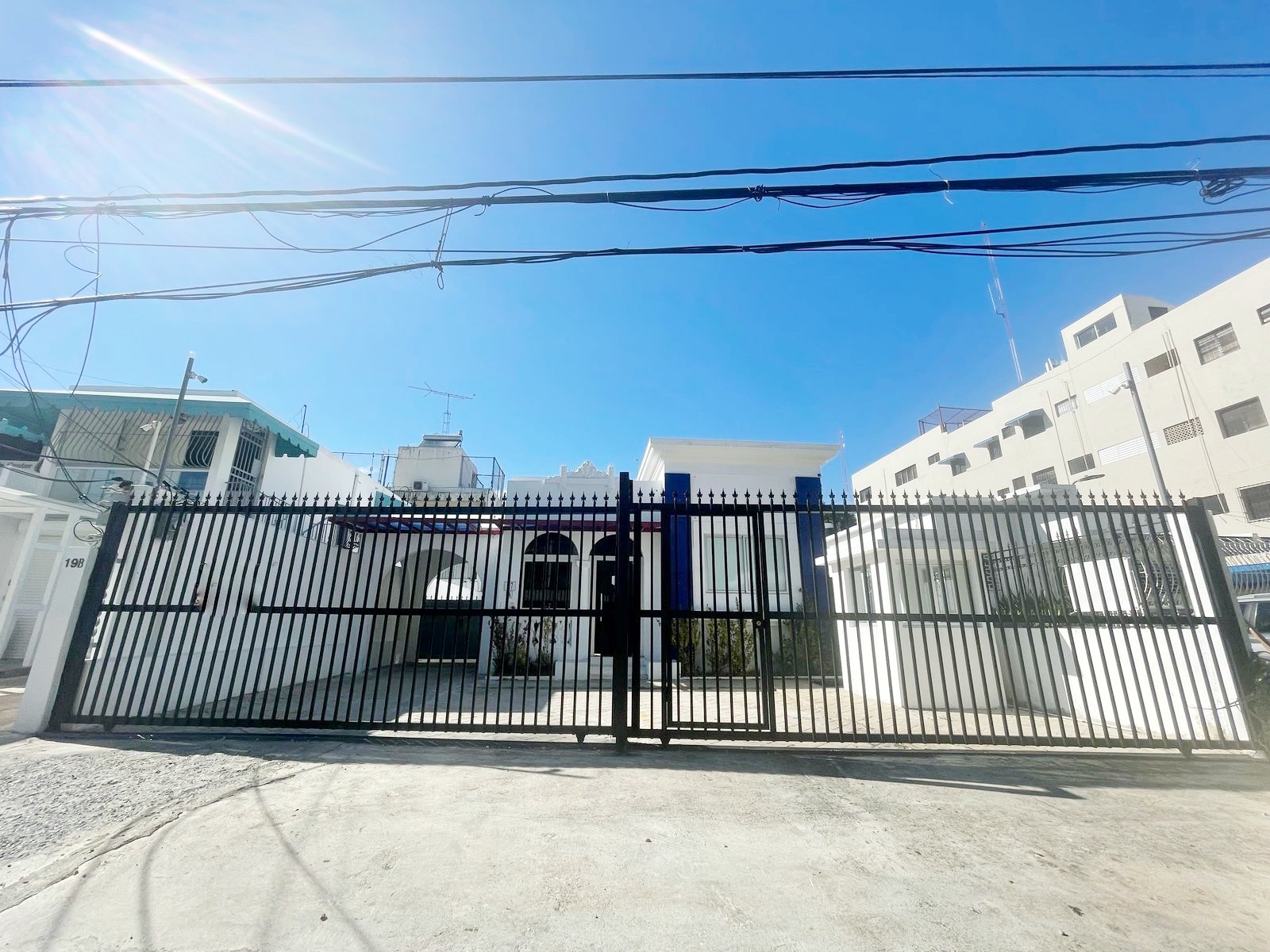 oficinas y locales comerciales - Local en Gazcue  2