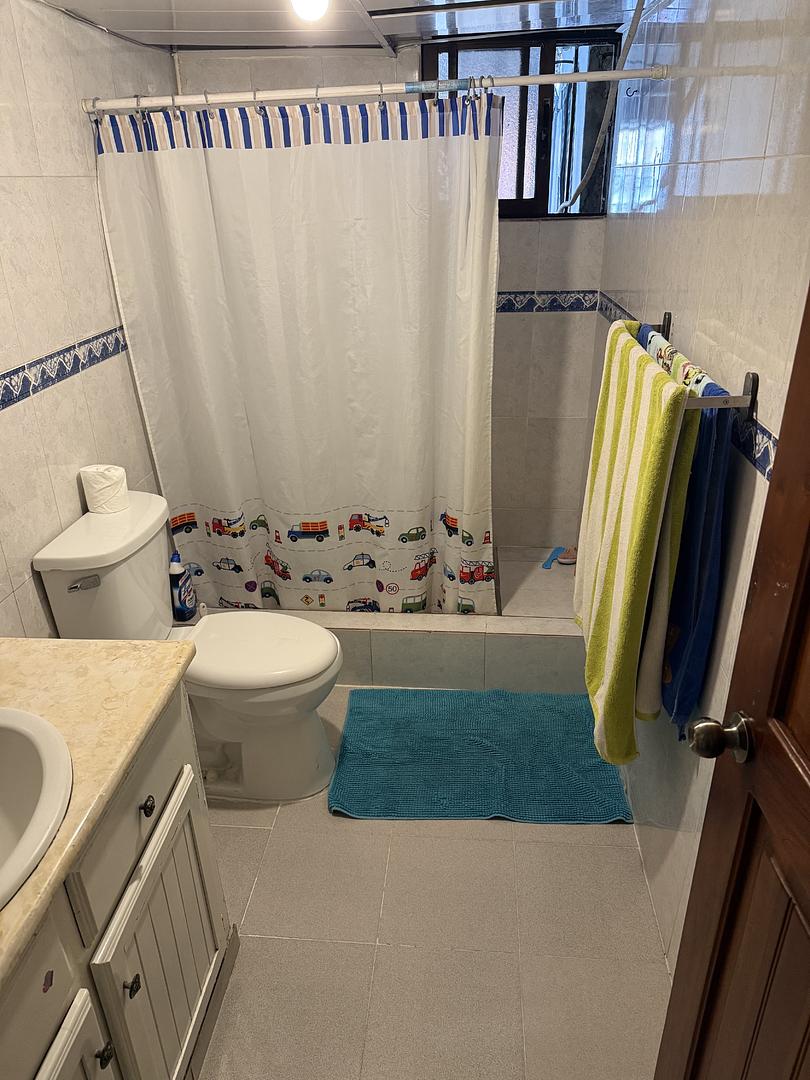 apartamentos - Apartamento en venta frente al parque del este  6