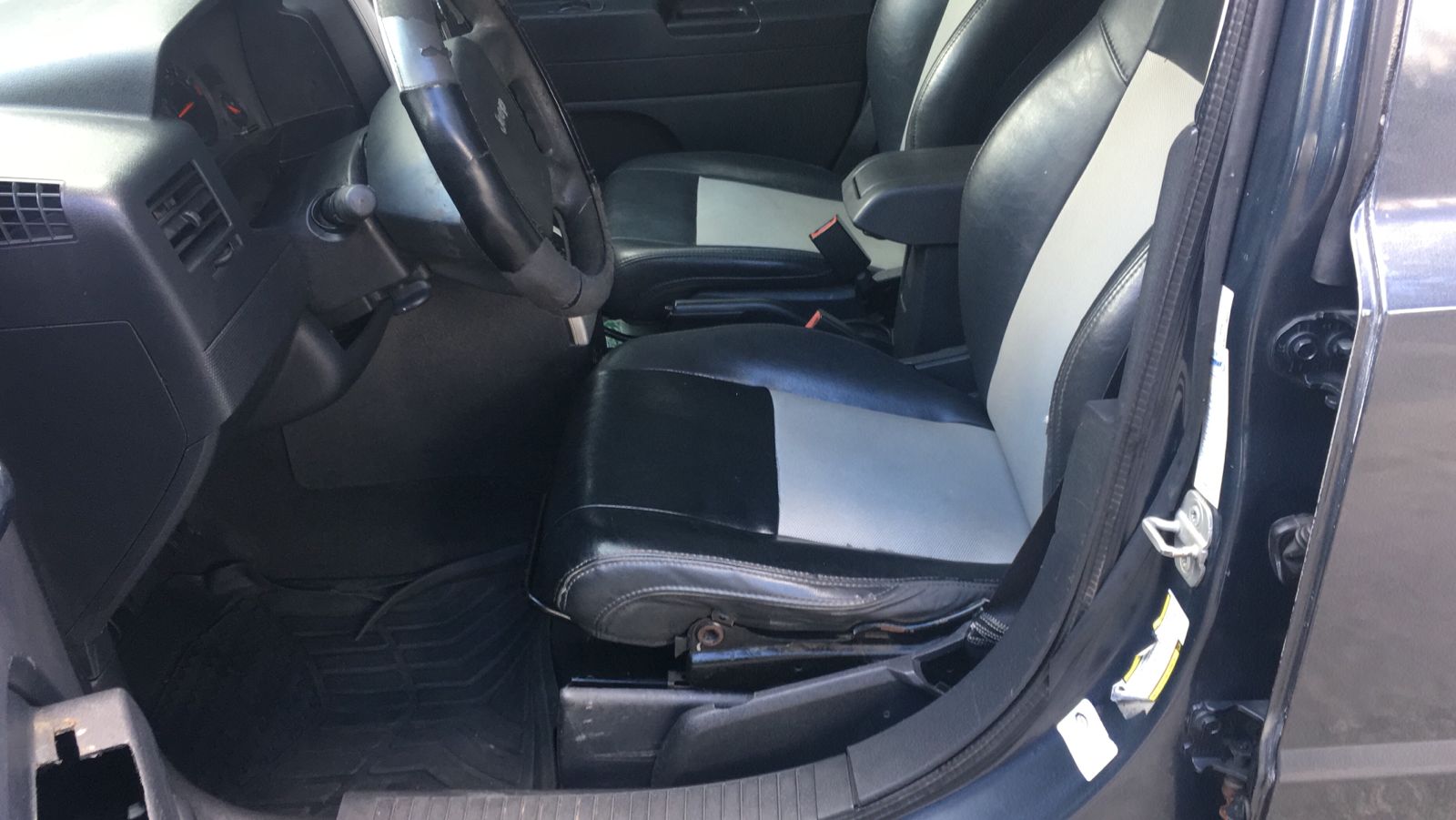 jeepetas y camionetas - JEEP PATRIOT EN VENTA DE OPORTUNIDAD 1