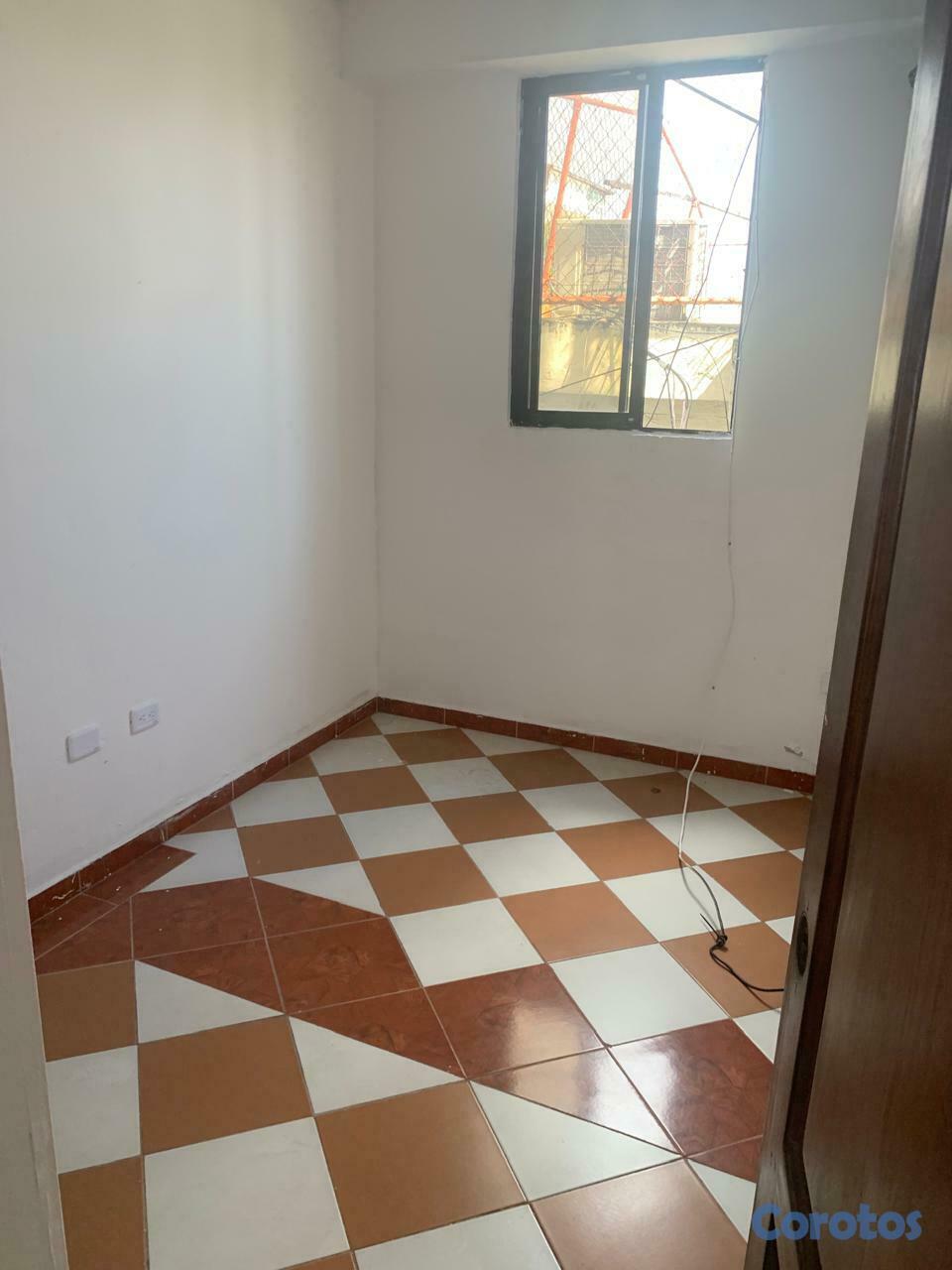 apartamentos - Alquiler Apartamento de 3 Habitaciones, Gazcue 4