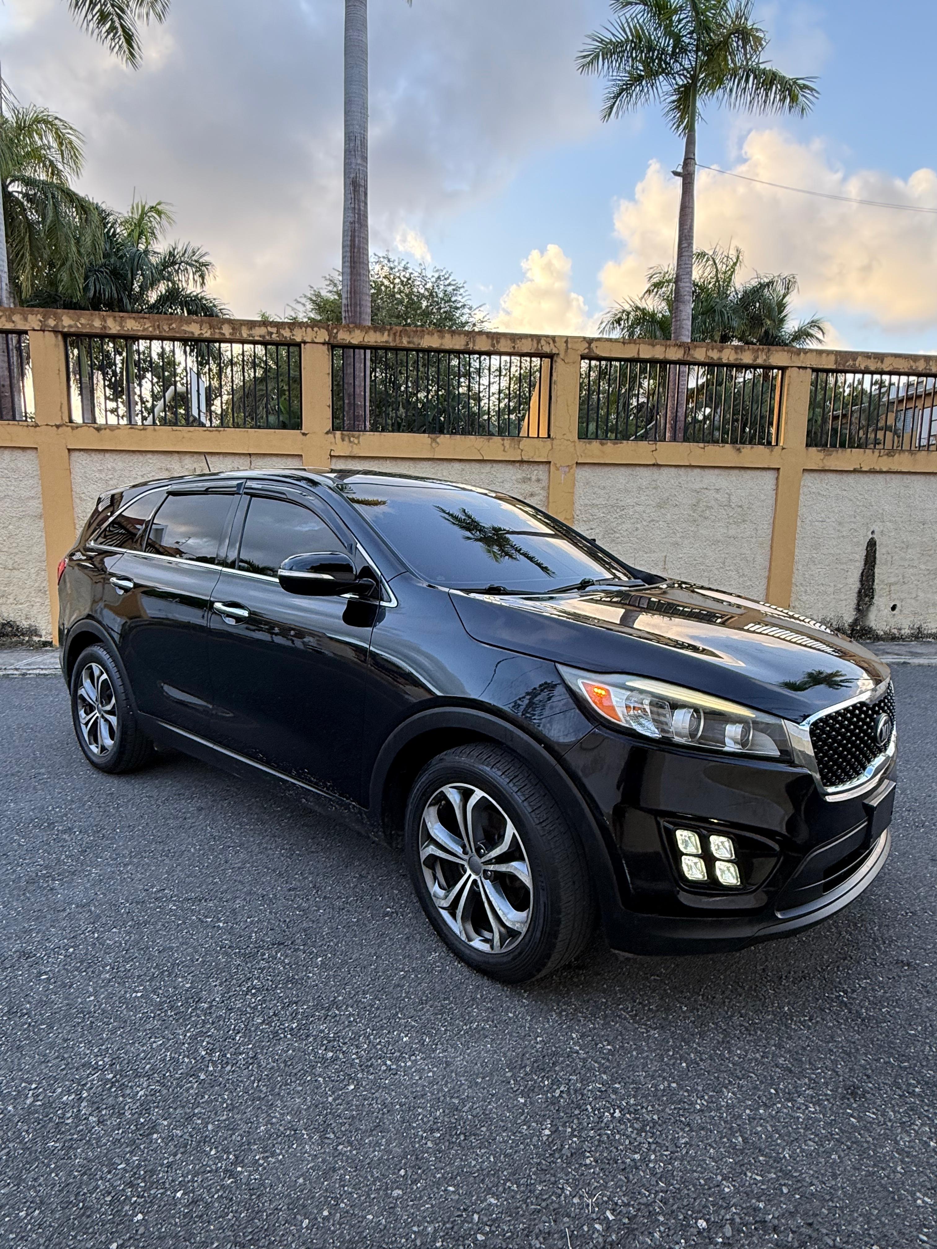 jeepetas y camionetas - Kia Sorento 2016 2.4L NEGOCIABLE 7