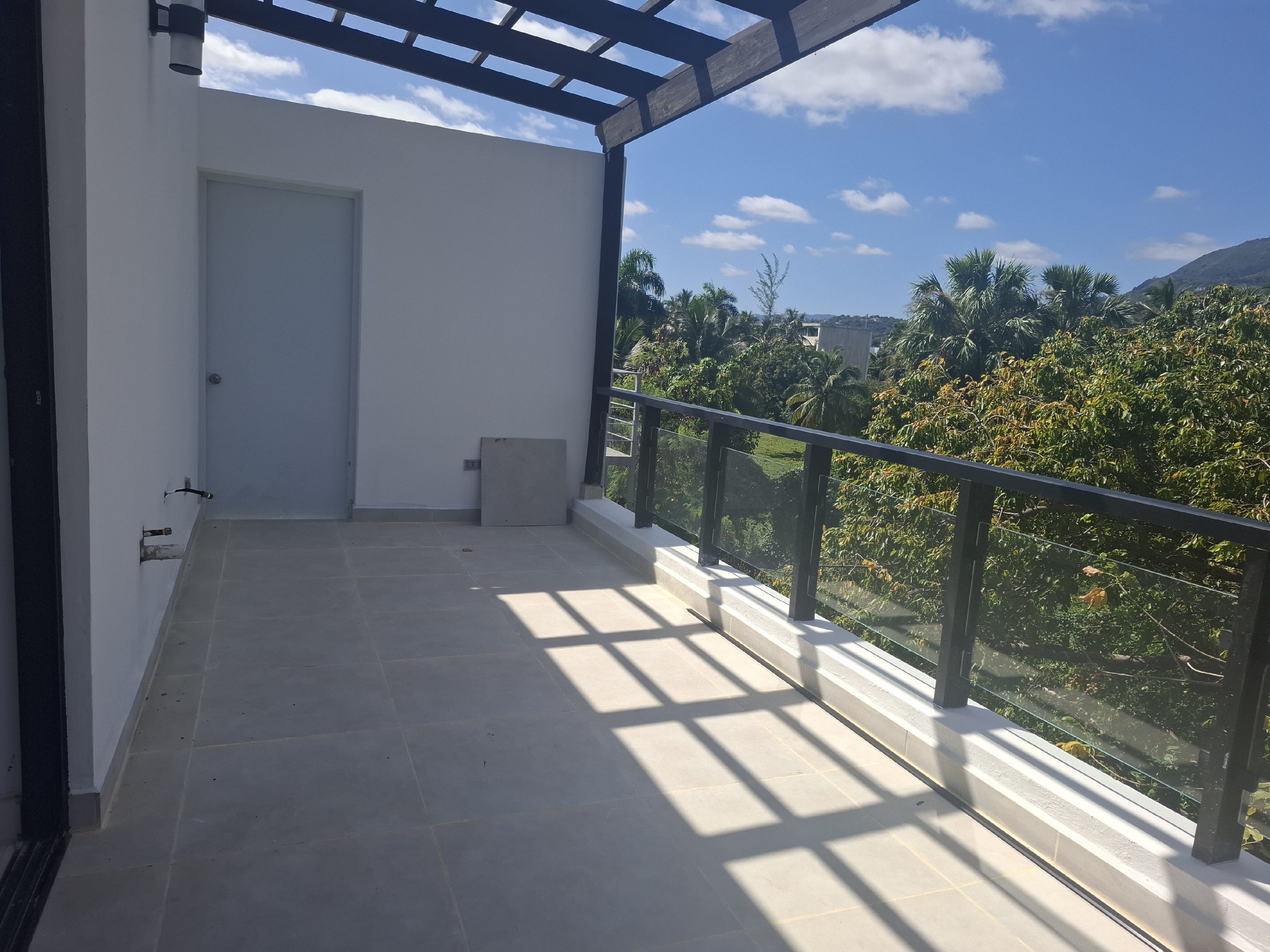 apartamentos - Acogedor apartamento nuevo tipo penthouse en el malecón con piscina  0