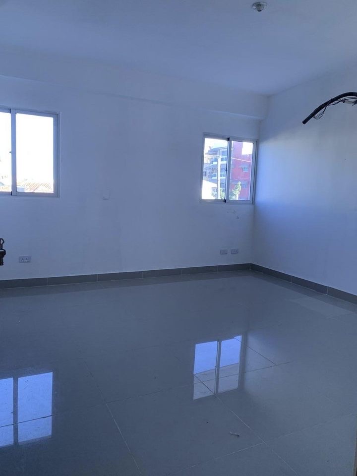 apartamentos - VENDO HERMOSO APARTAMENTO EN RESPALDO LOS 3 ojos (SDE)
 4