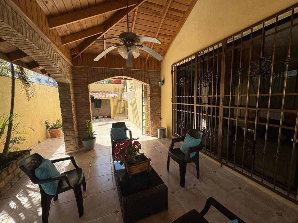 apartamentos -  CASA EN VENTA EN LA AV, COLOMBIA SANTO DOMINGO 4
