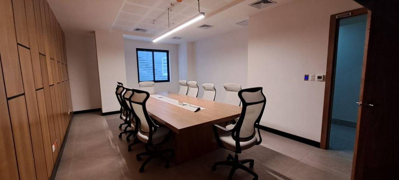 oficinas y locales comerciales - Oficina en venta y alquiler en Evaristo Morales 