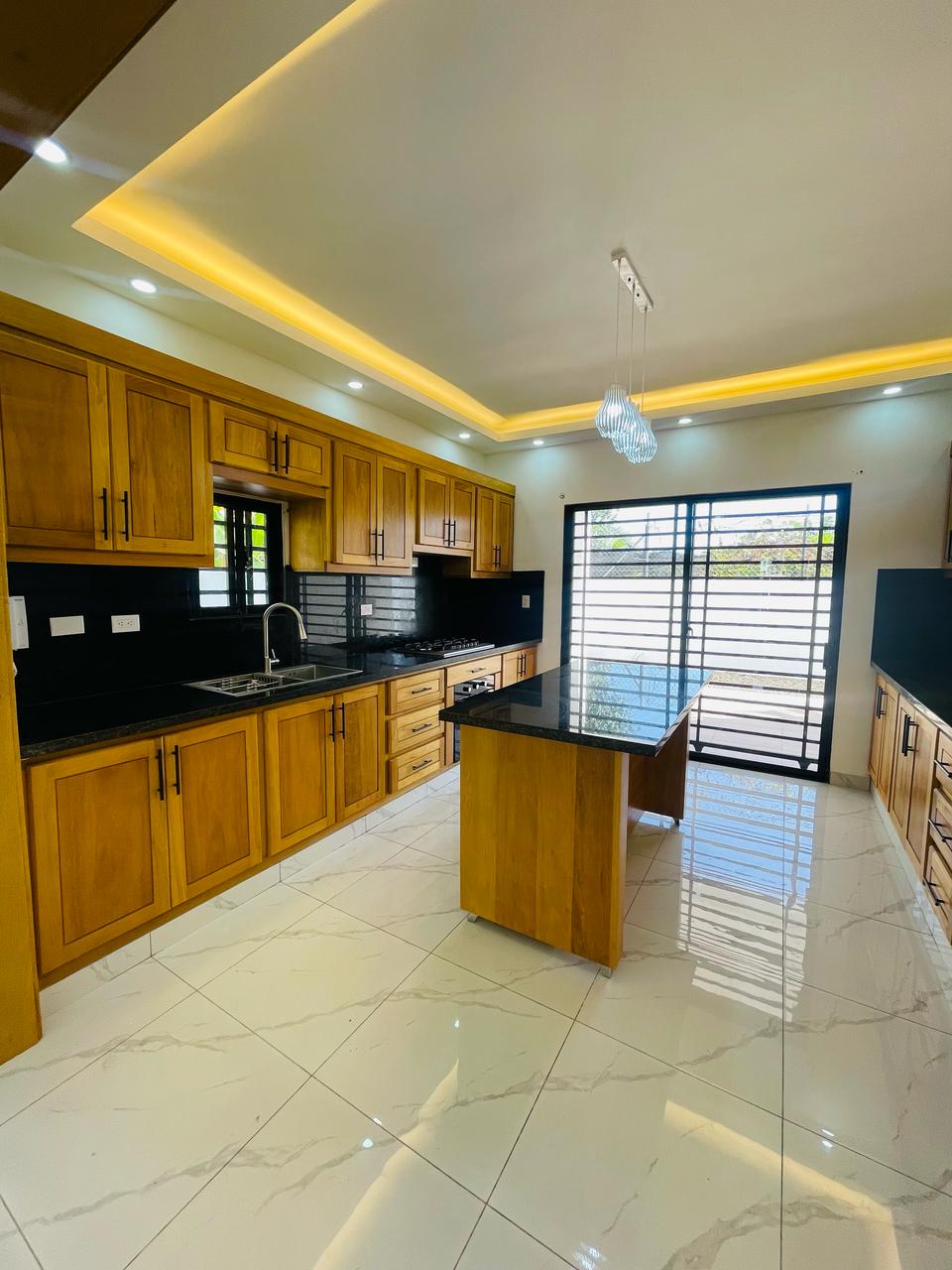 casas - CASA EN VENTA EN SANTIAGO. 7