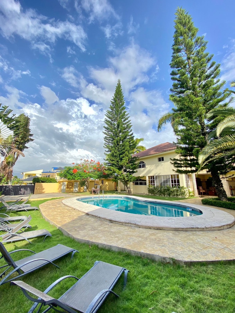 casas - Exclusiva Mansion en Villa Maria, Santiago