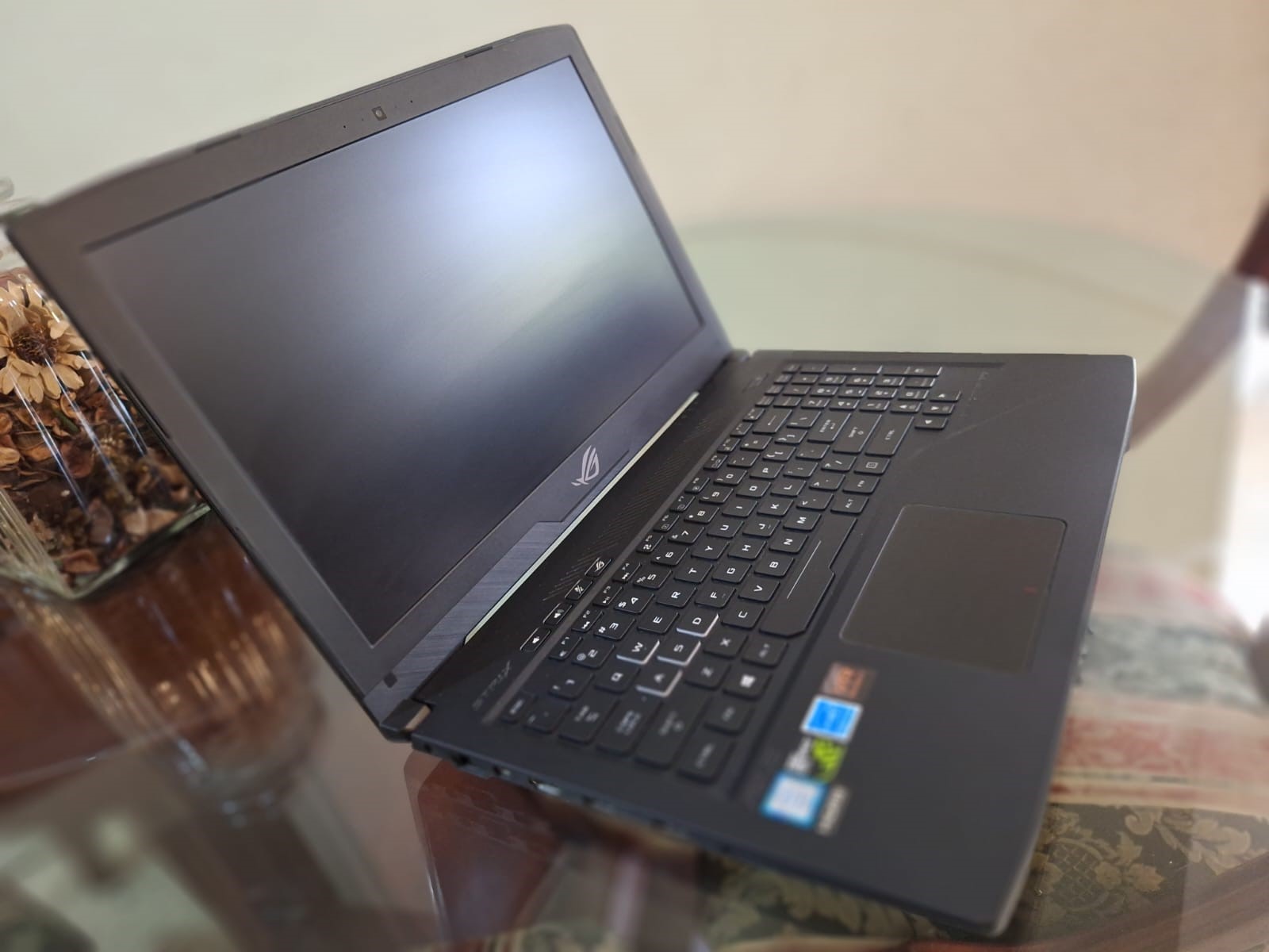 computadoras y laptops - ASUS ROG Strix Republic Of Gamers - Laptop Para Gamers 4
