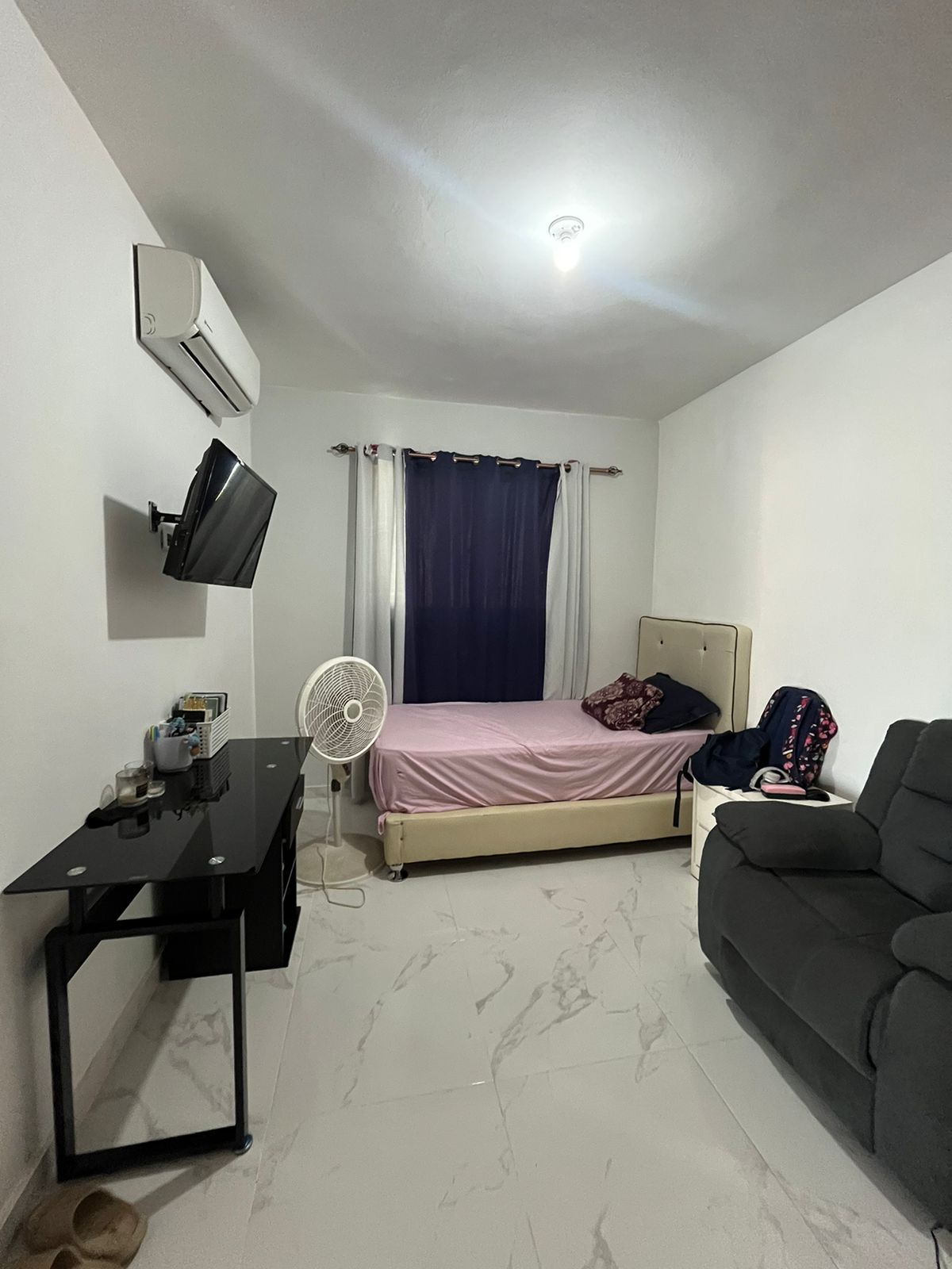 apartamentos - Apartamento amplio en venta (4to Nivel) Arismar  8
