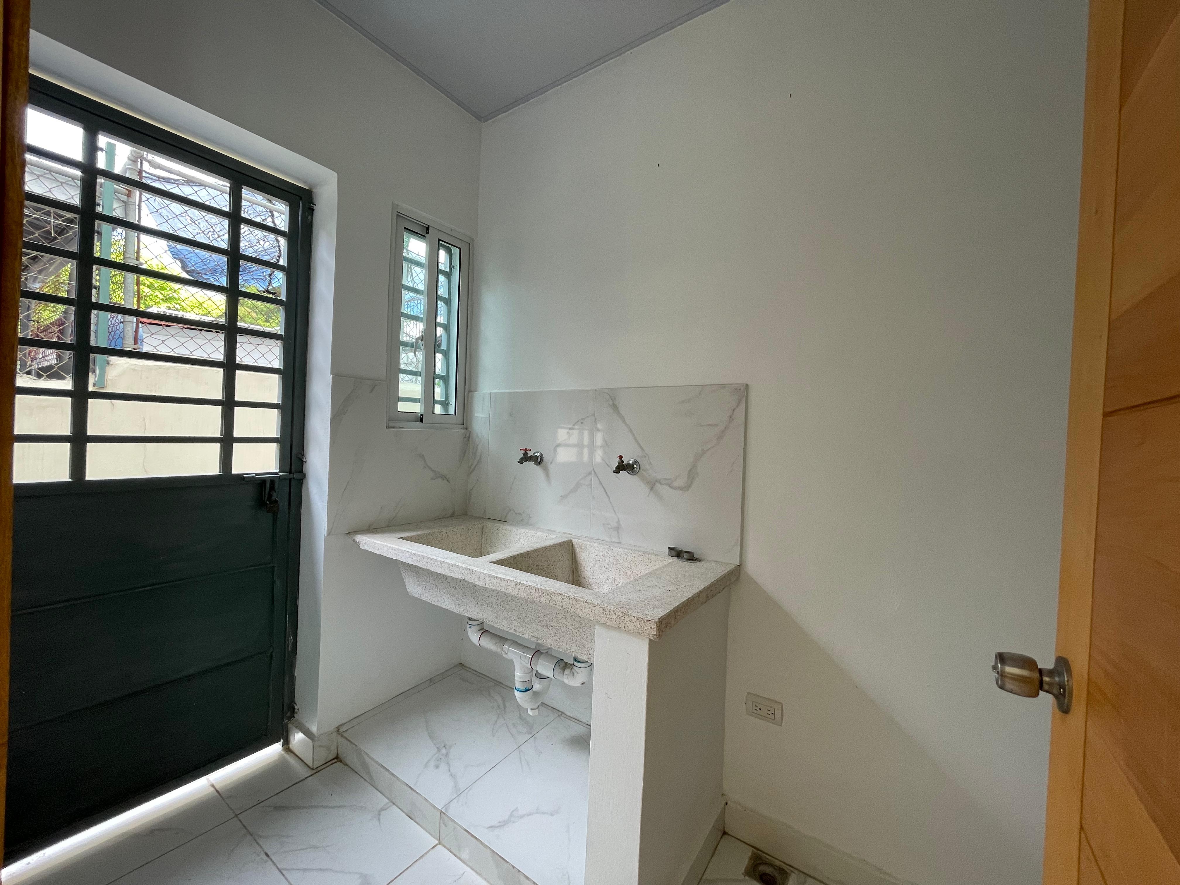 apartamentos - APARTAMENTO EN RENTA EN AV. VILLA OLIMPICA, STGO. 0