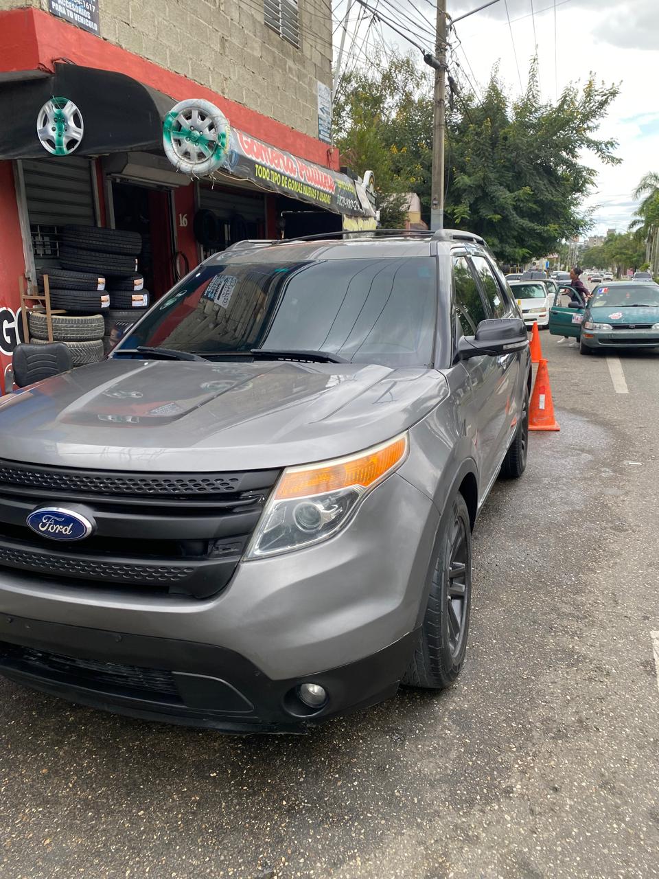 jeepetas y camionetas - Ford Explorer xlt 2013