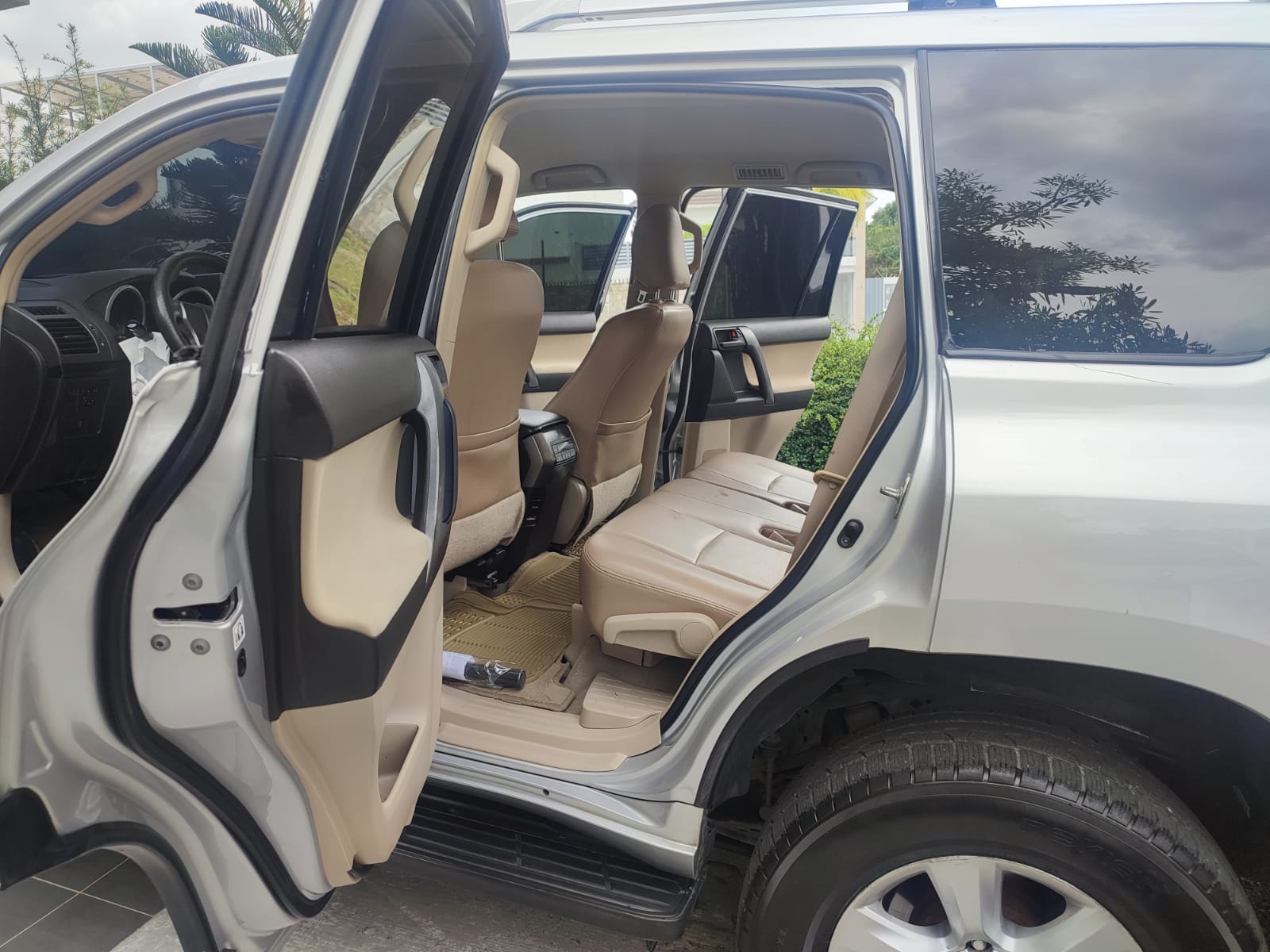 jeepetas y camionetas - De oportunidad, Toyota Land Cruiser Prado 2013  2