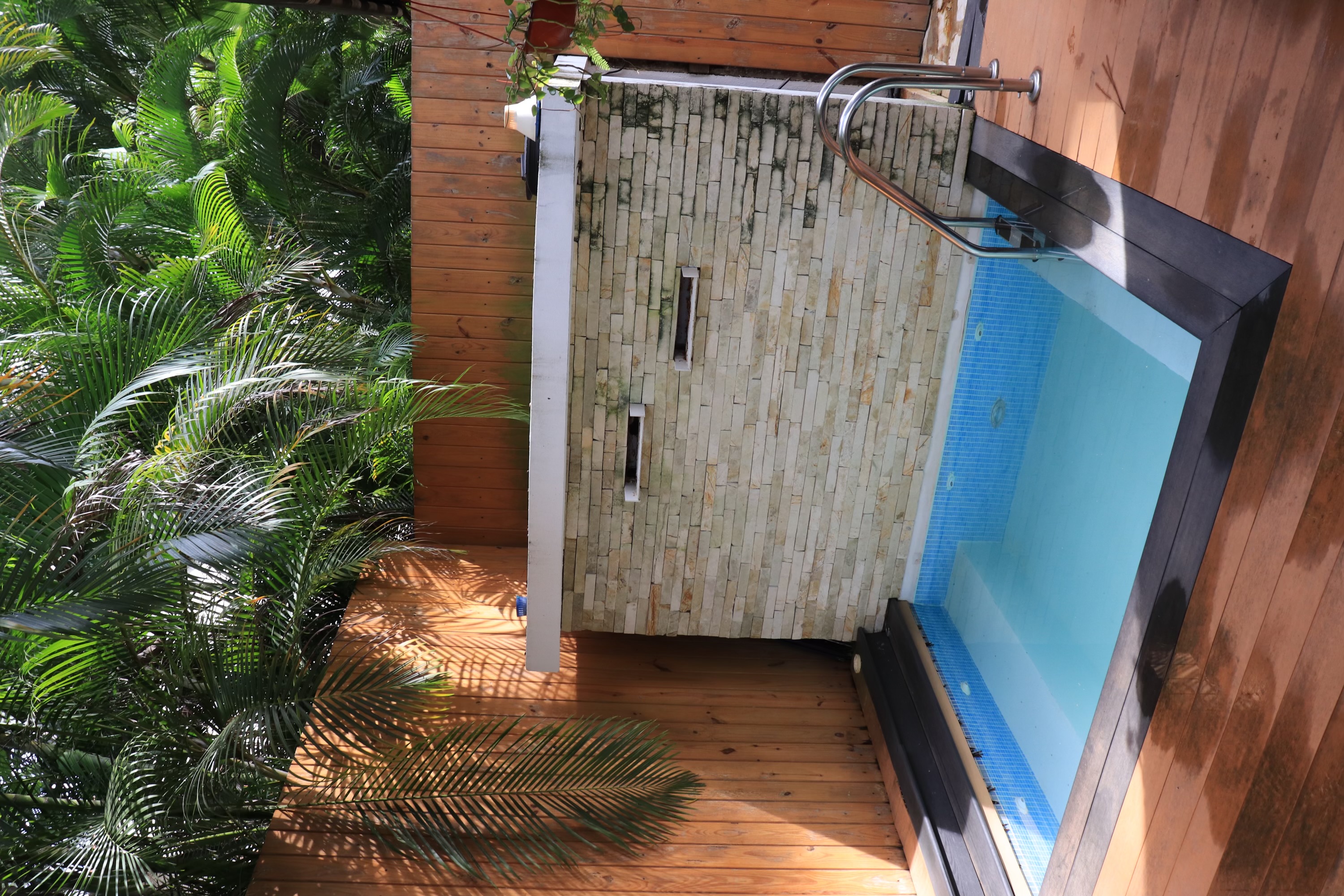 casas vacacionales y villas - Casa en Jarabacoa con jacuzzi en complejo cerrado 