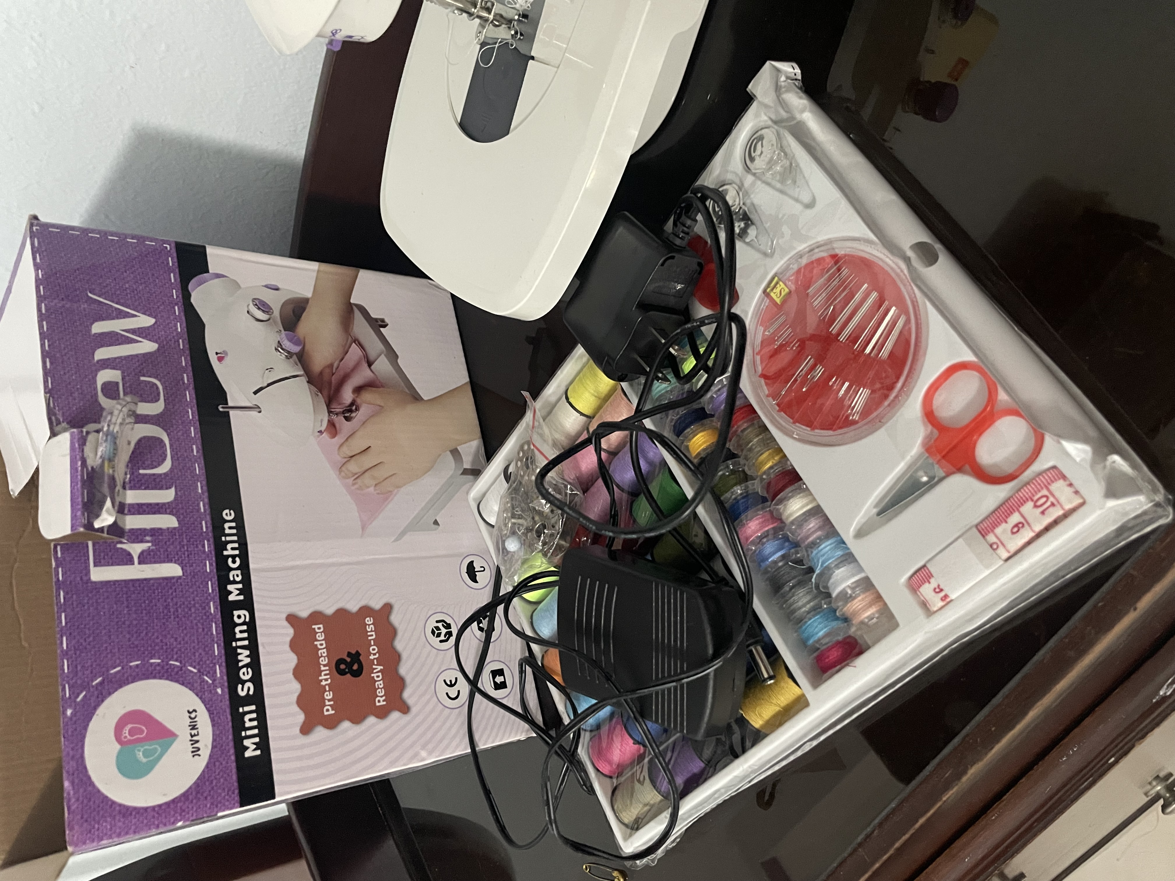 electrodomesticos - Máquina de coser mini 1