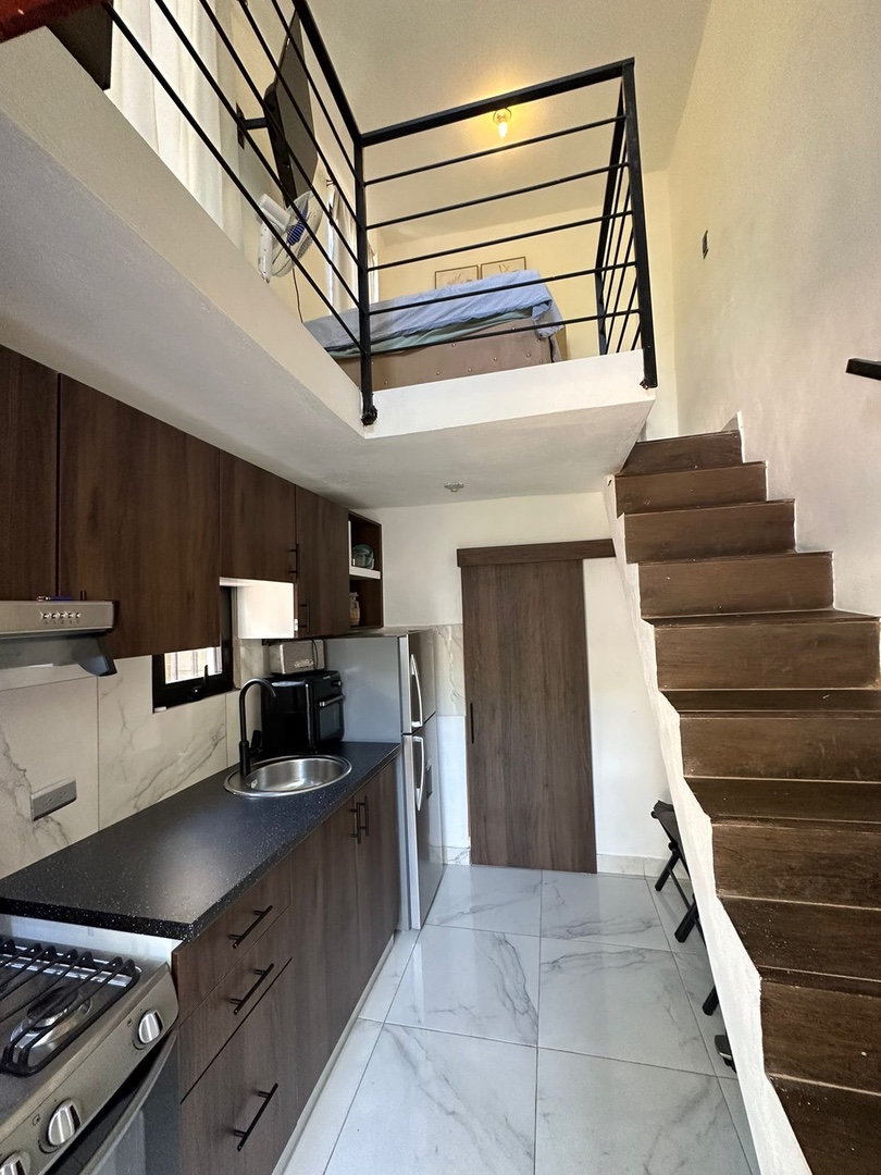 casas - MODERNA CASA REMODELADA EN EL RESIDENCIAL SANTO DOMINGO  9