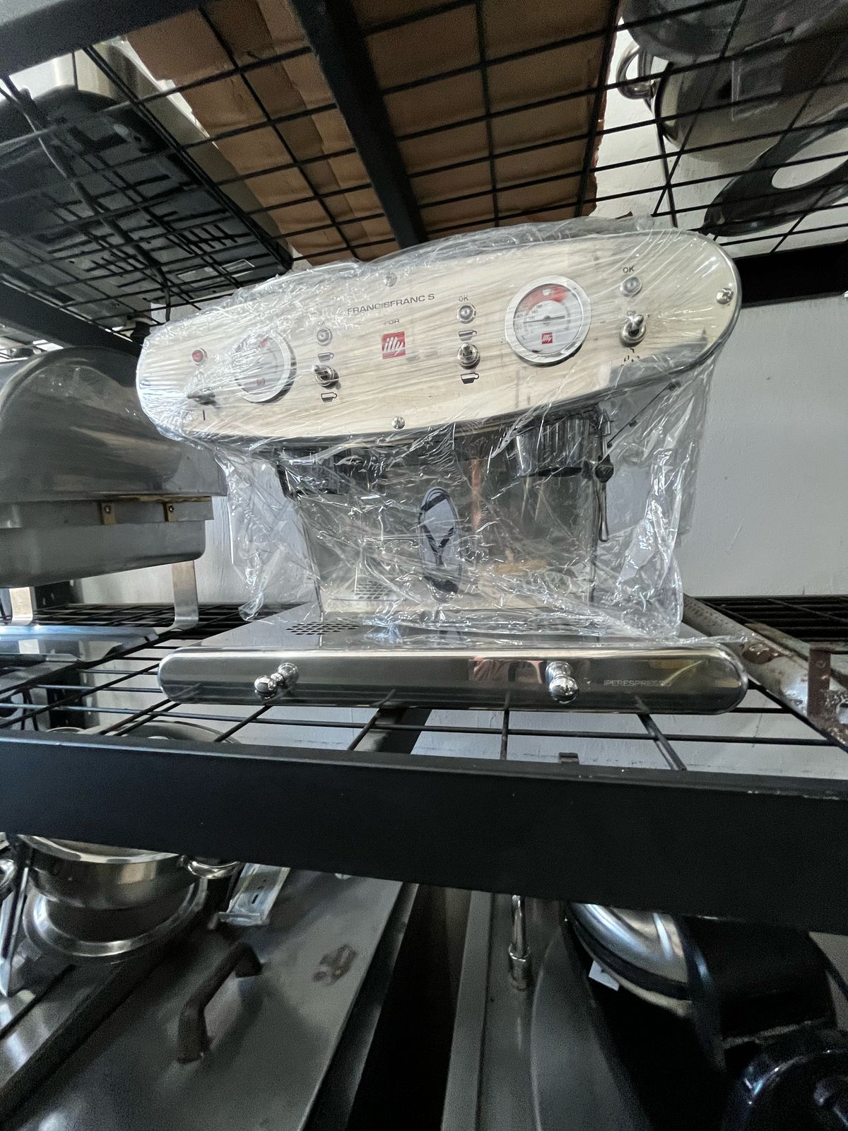 equipos profesionales - Maquina de Cafe espressos Illy de dos grupos 3