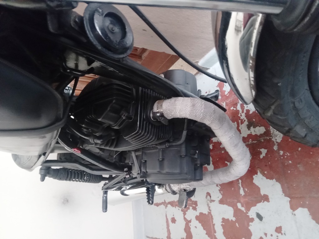 motores y pasolas - Motocicleta Yamaha Cafe Racer 250cc  9