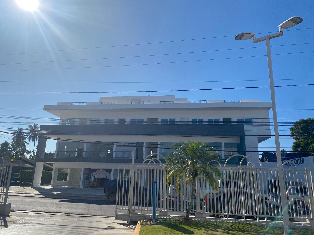 oficinas y locales comerciales - Local 30 mts2 Las Terrenas frente a Banco Popular 0
