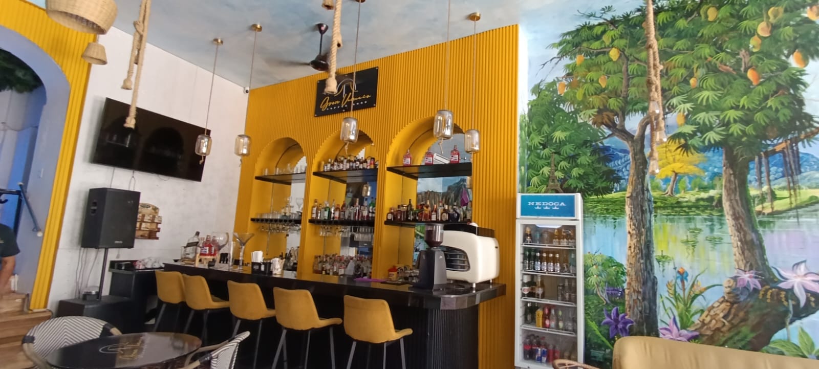 oficinas y locales comerciales - Alquilo Restaurante Zona Colonial 2