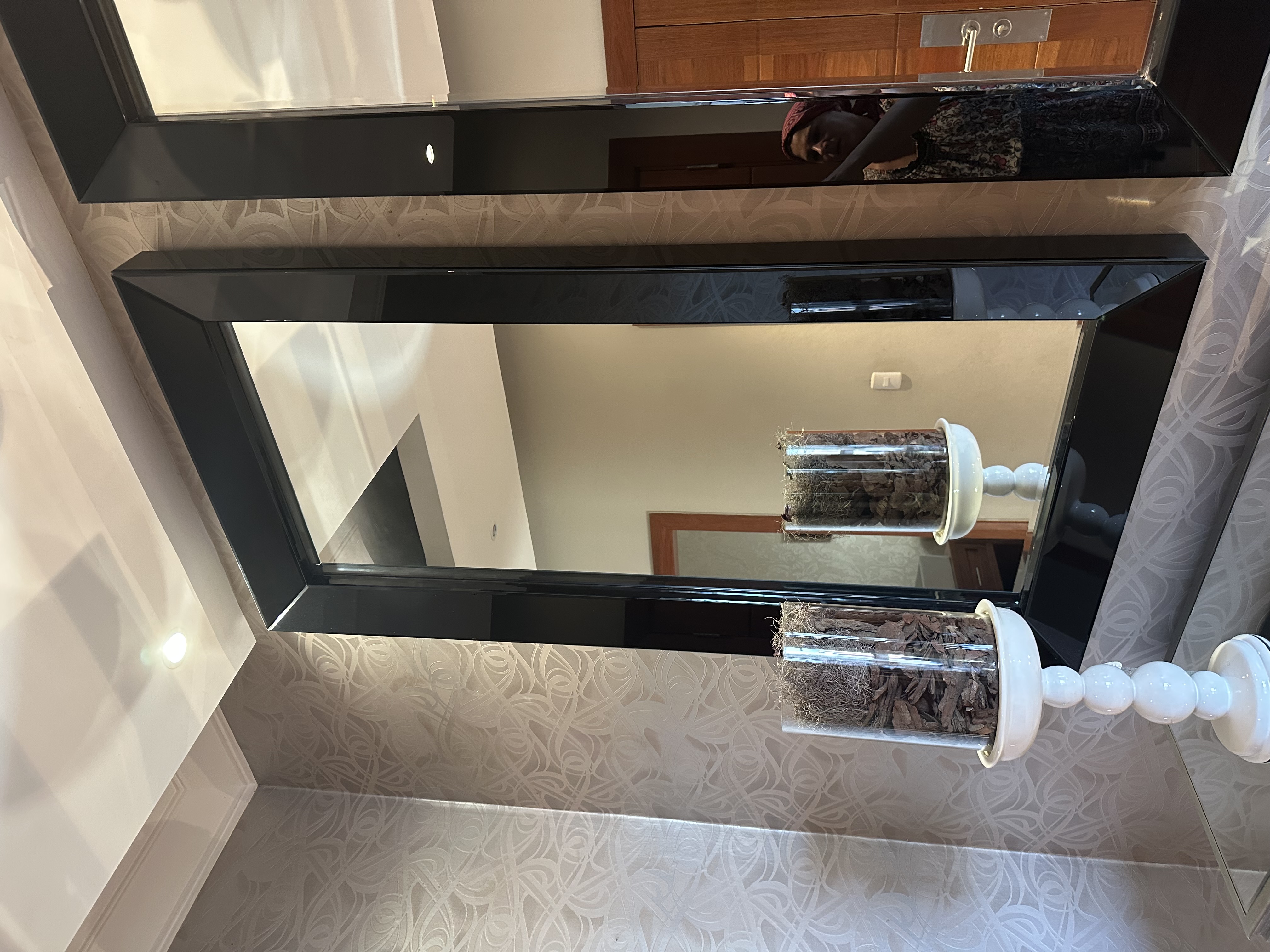muebles y colchones - Espejo negro elegante  3