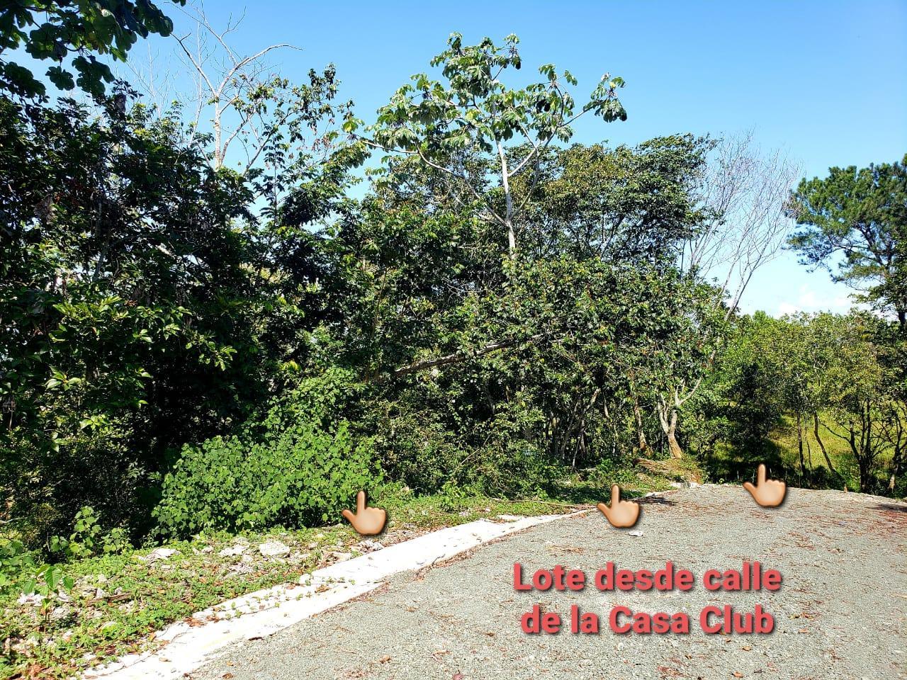 solares y terrenos - Solar en Venta en Jarabacoa – 1,849 m² con Casa Club y Seguridad 24/7 7