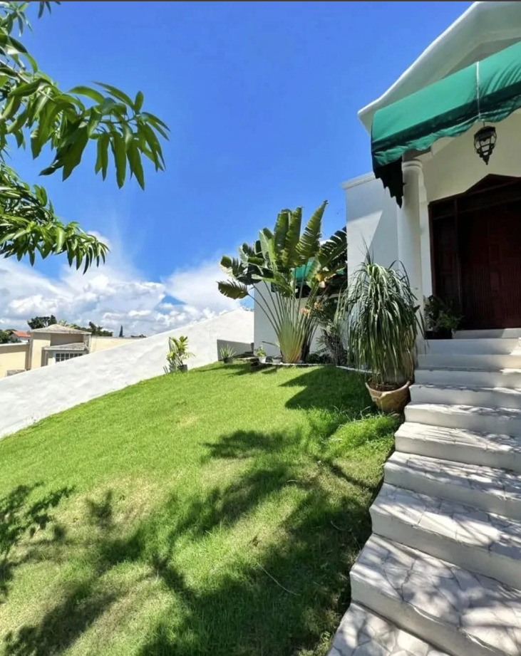 casas - Vendo casa casa en Arroyo Hondo III 9