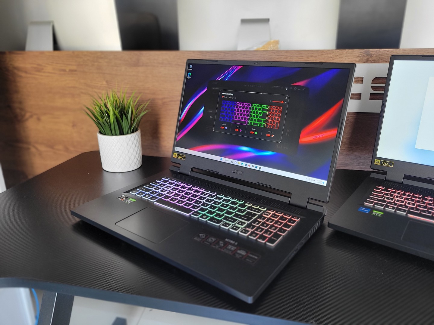 computadoras y laptops - Laptop GAMING GAMA ALTA  17 PLG RYZEN 7 6800H RTX 3060