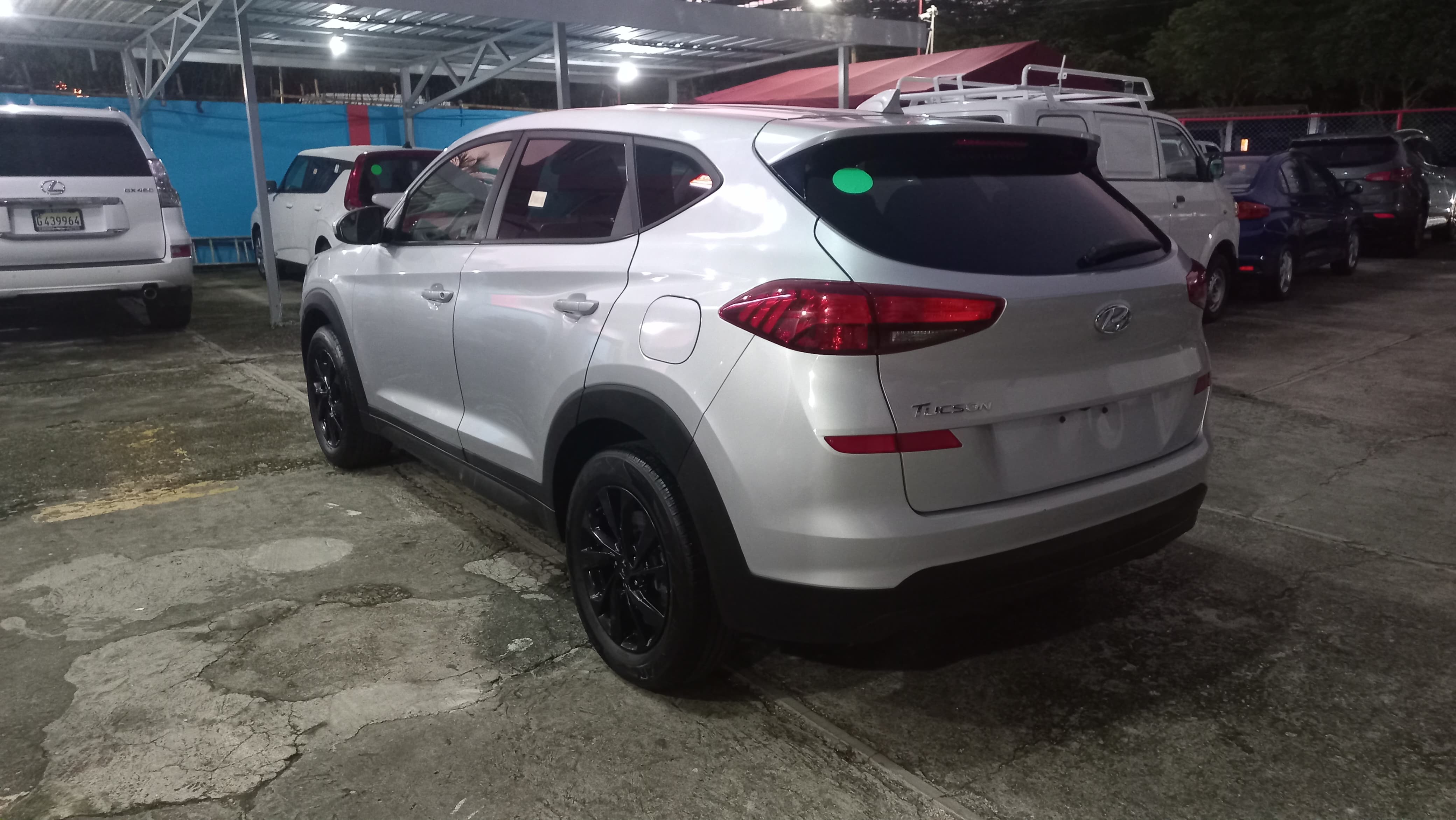 jeepetas y camionetas - Hyundai Tucson SE 2019 BARATA 4