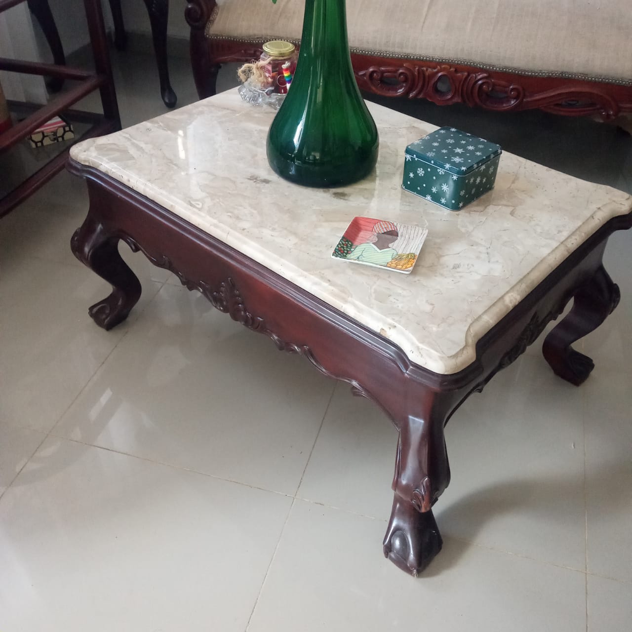 muebles y colchones - Sala Completa de Madera Caoba – Clásica y Sofisticada 3