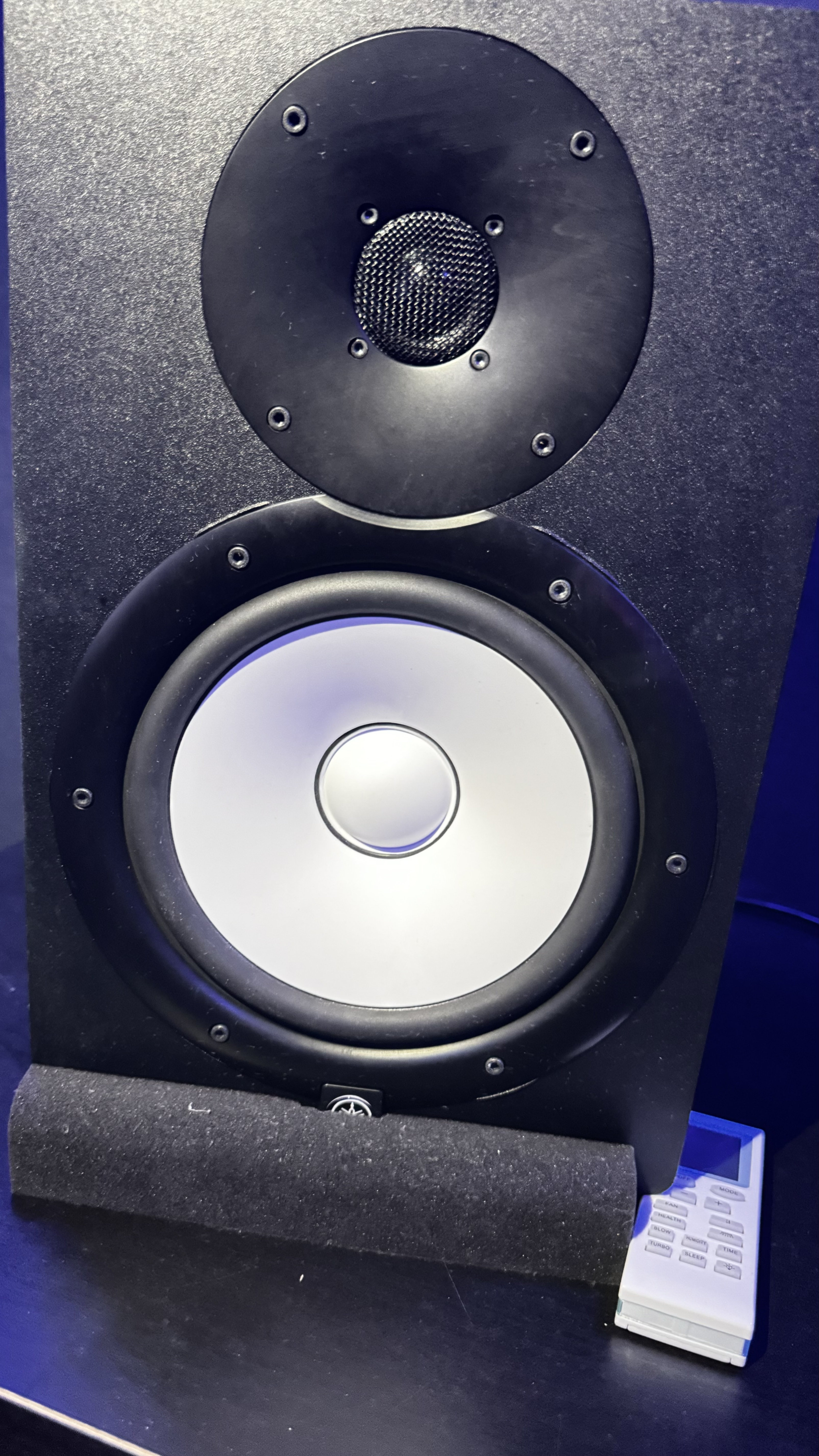 otros electronicos - 🎧 Monitores de Estudio Yamaha HS8 – Calidad Profesional 🔊 0