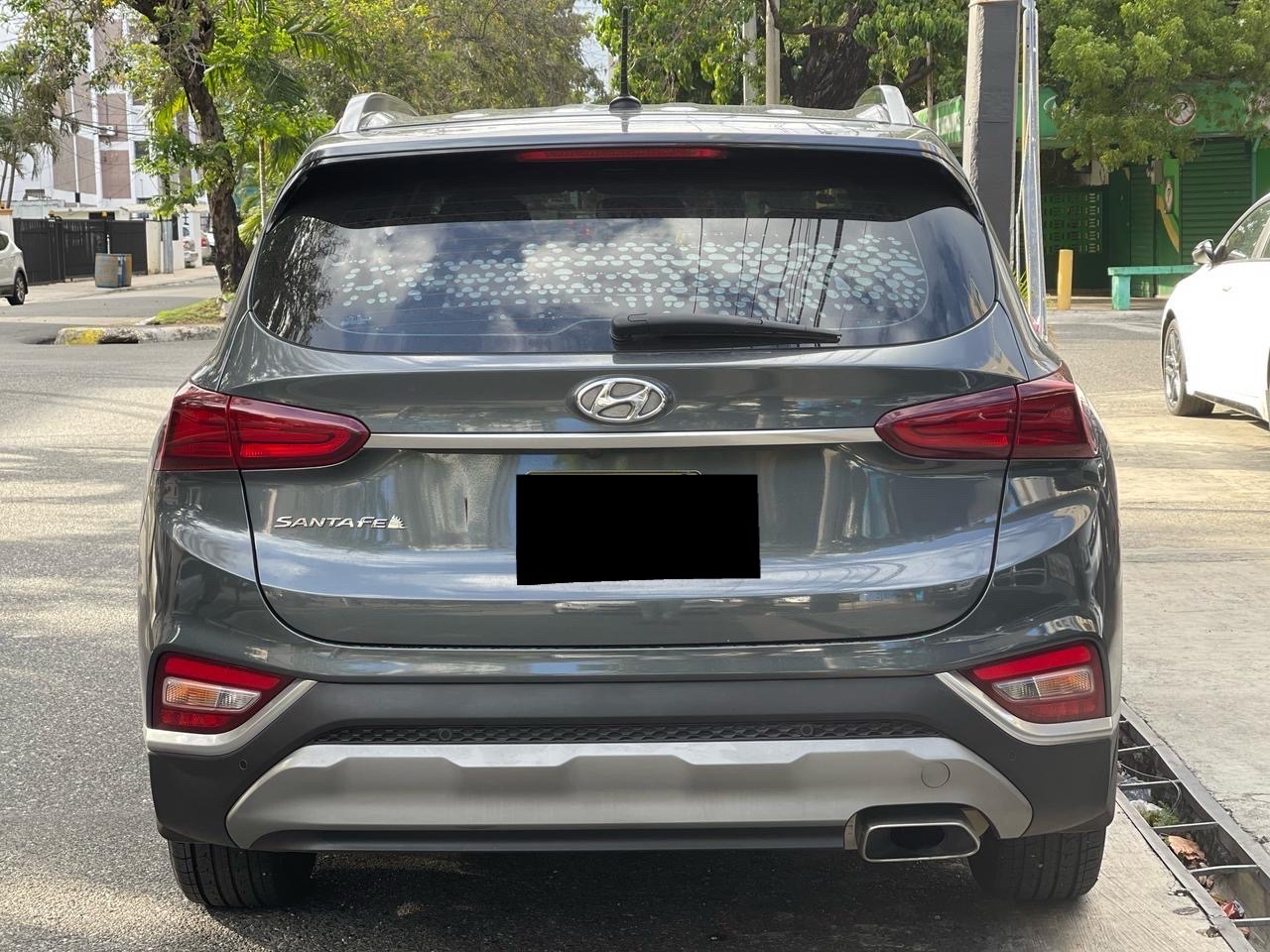 jeepetas y camionetas - Hyundai Santa Fe 2020 4