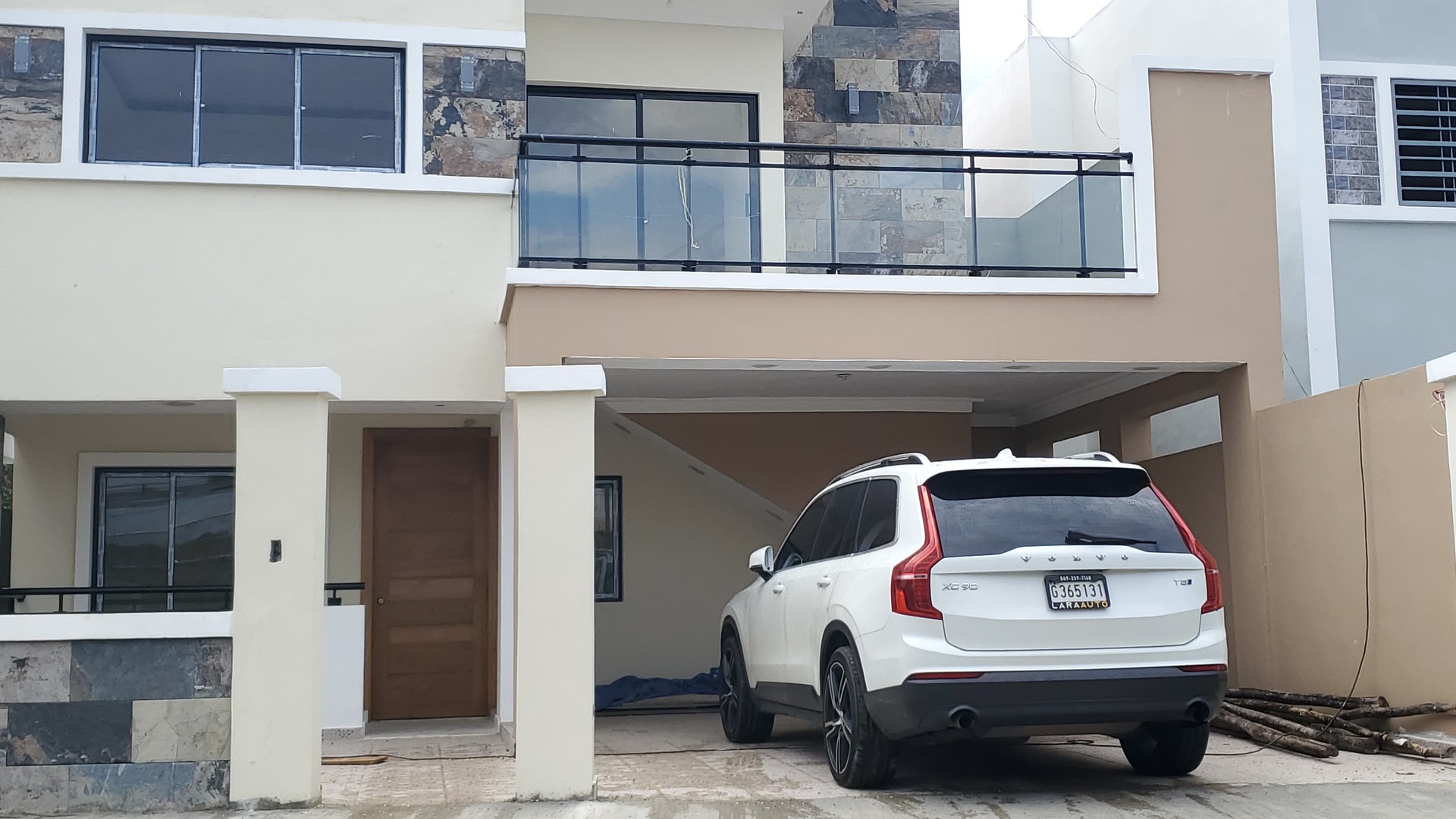 casas - Hermosa casa de 2 niveles, nueva, Prado Oriental 0