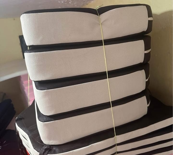 muebles y colchones - se vende cojines por encargo y te reparamos tu mesedora keda nuevesita 5