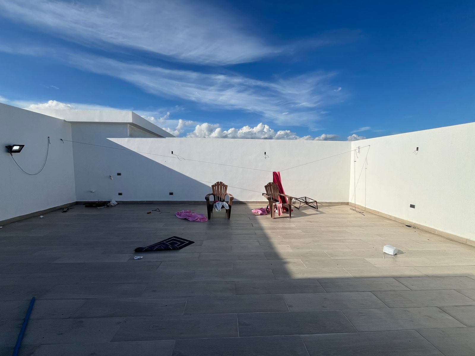 apartamentos - Apartamento amplio en venta (4to Nivel) Arismar  9