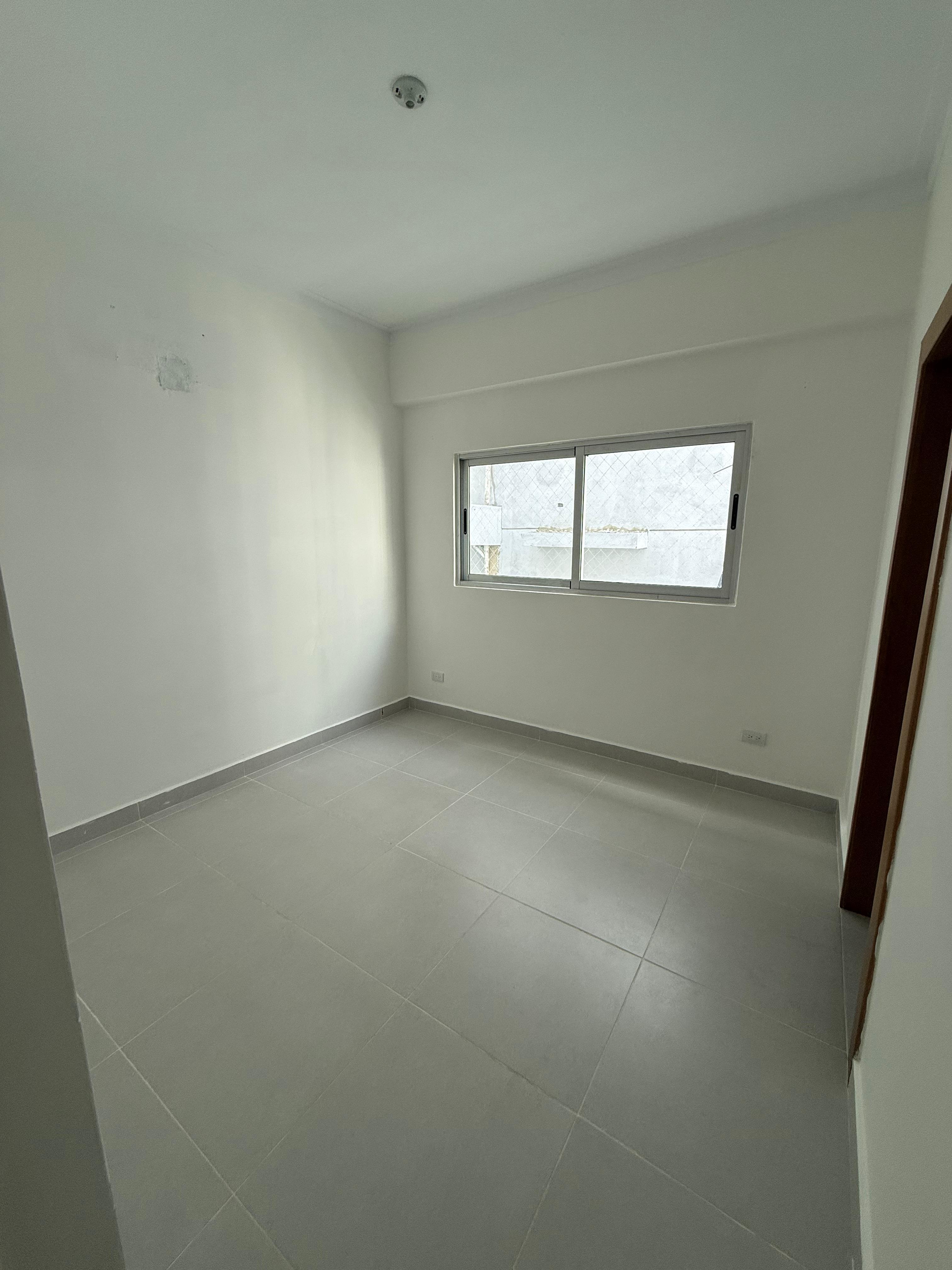apartamentos - Apartamento en alquiler en Evaristo Morales  4