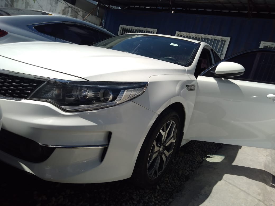 carros - KIA K5 2017 BLANCODESDE: RD$685.100 2