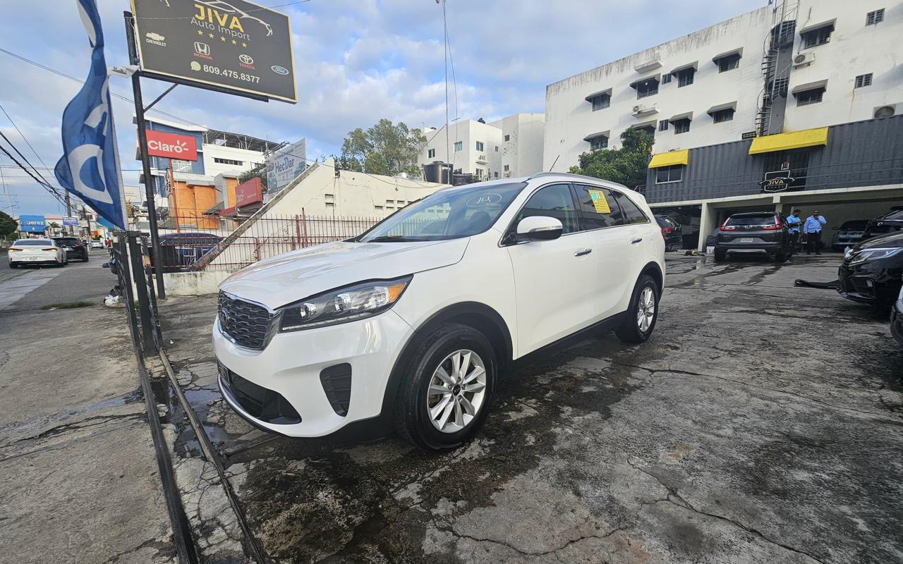 jeepetas y camionetas - 2020 Kia Sorento LX 0