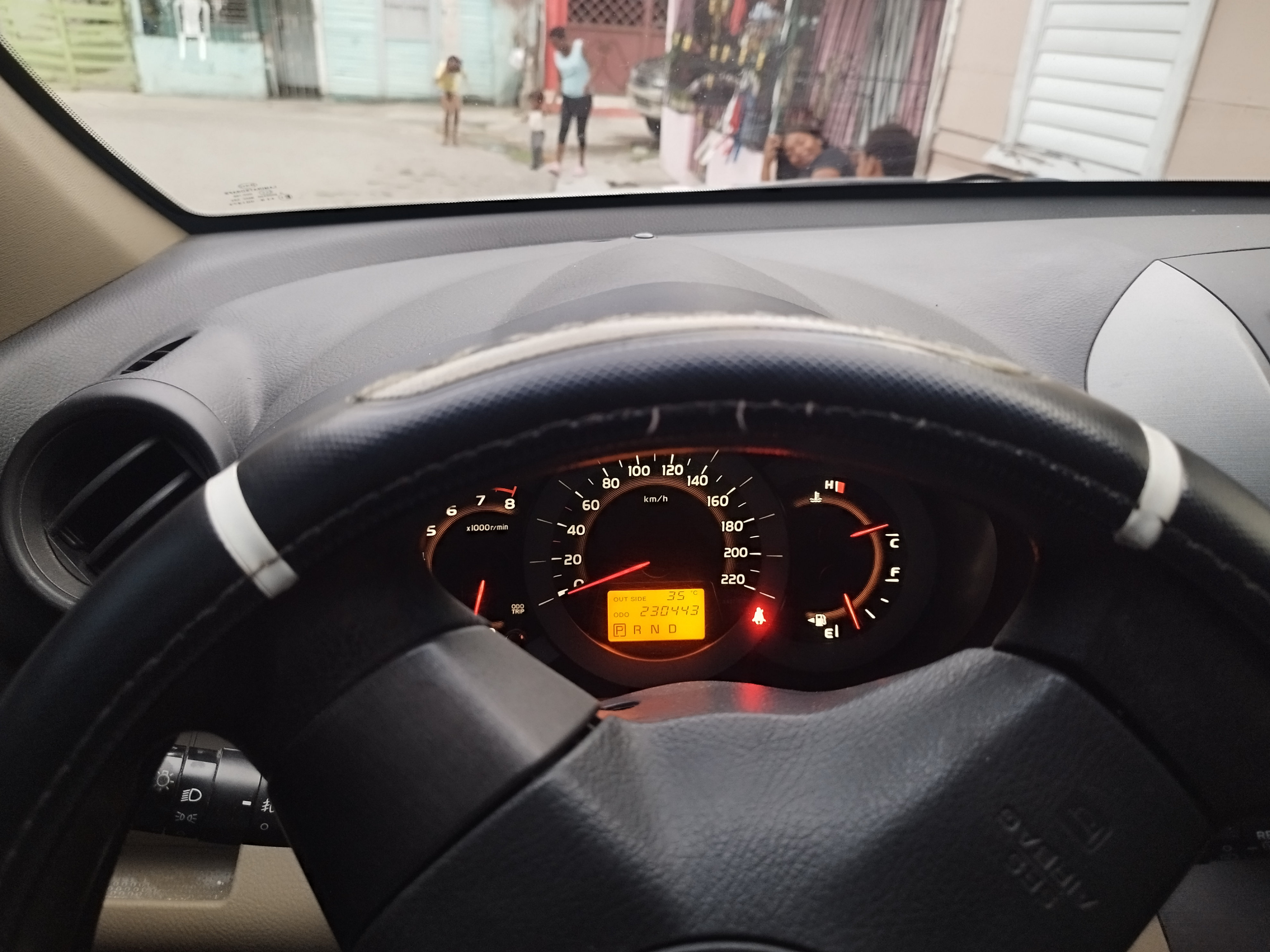 jeepetas y camionetas - Vendo toyota Rav4 2012 negociable 3