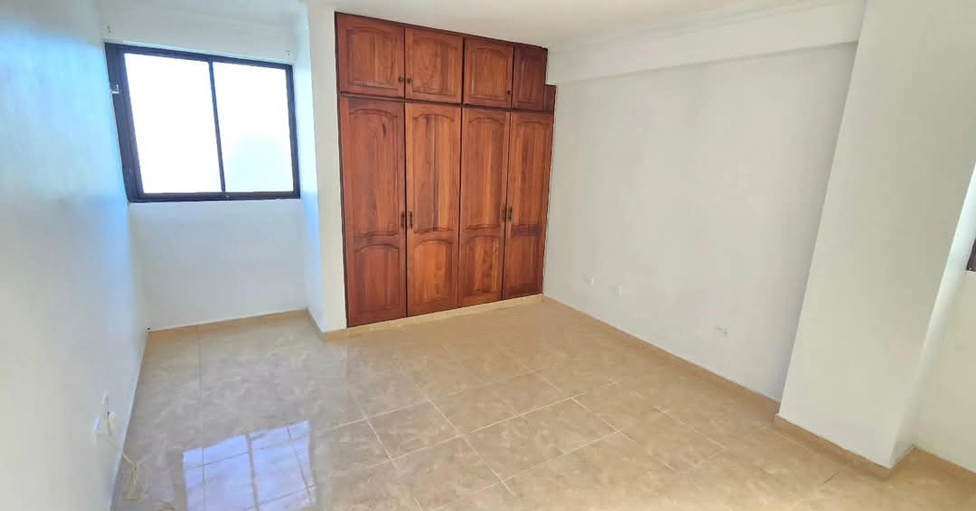 apartamentos - rento 3er piso en la República de Argentina  8