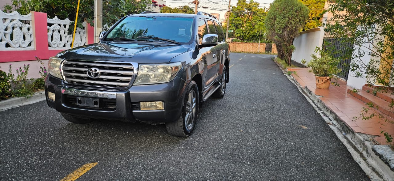 jeepetas y camionetas - Toyota land cruiser diesel full 1