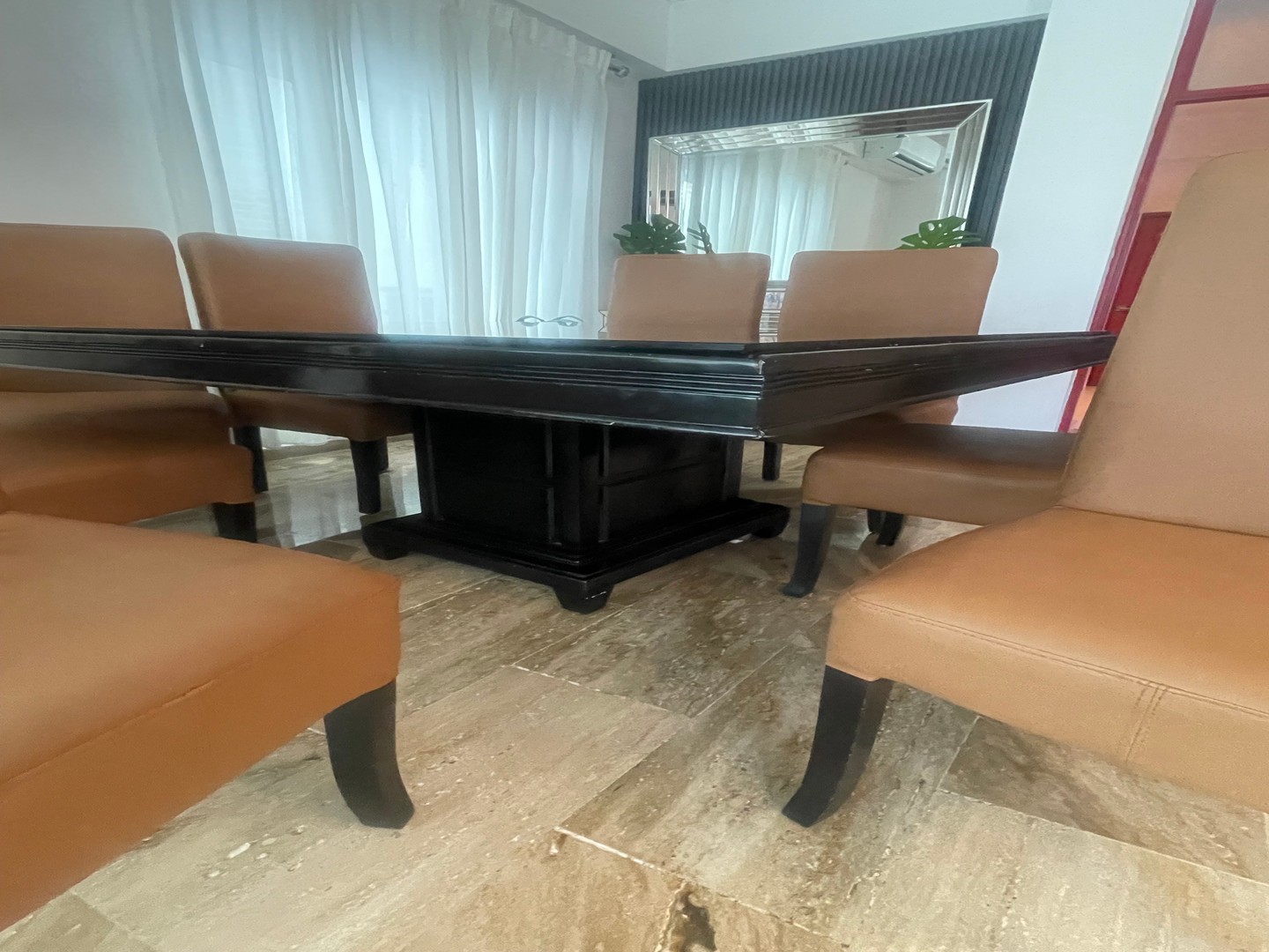 muebles y colchones - Comedor de 8 Sillas con tope de cristal 2