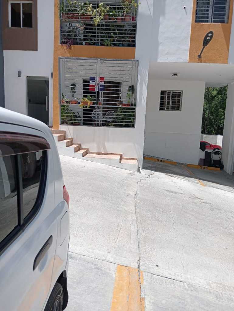 apartamentos - APTO EN VENTA DE 2 HAB EN VISTA HERMOSA US$75,000  0