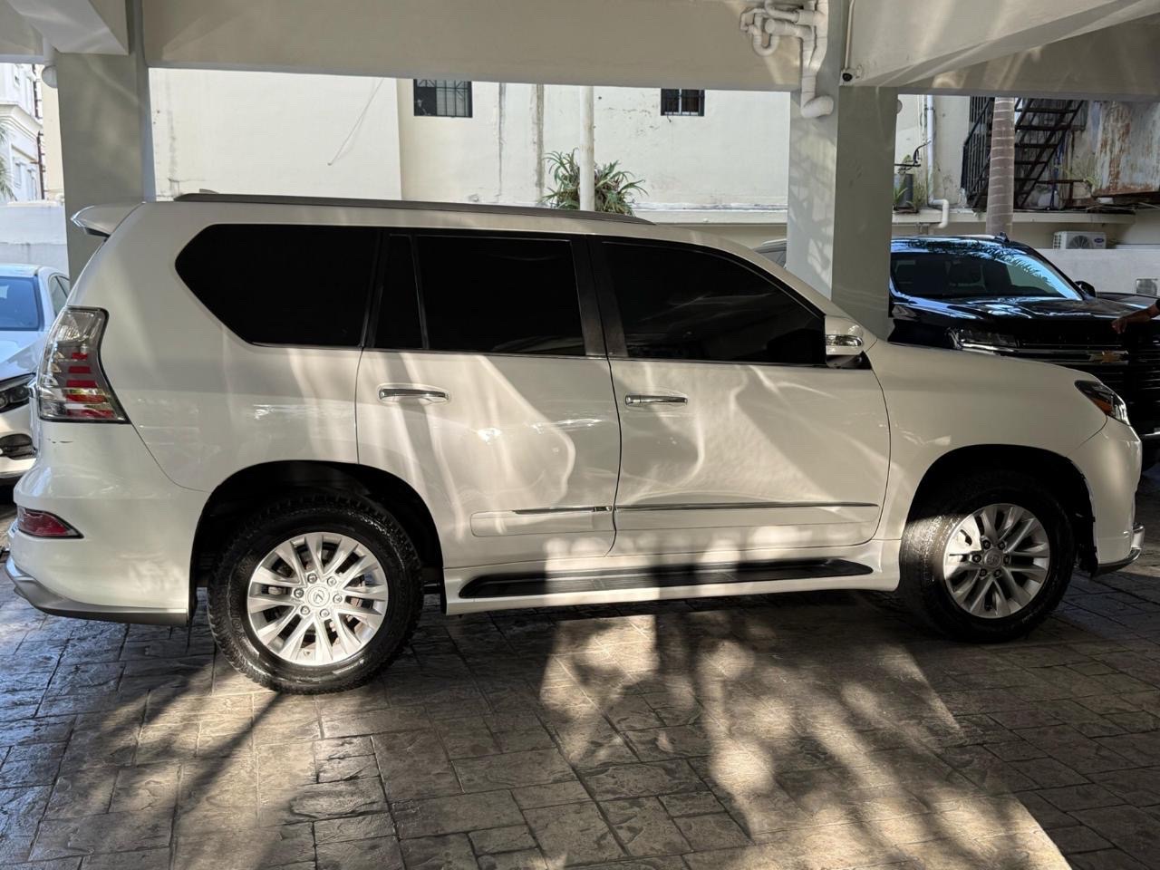 jeepetas y camionetas - Lexus Gx 460 2